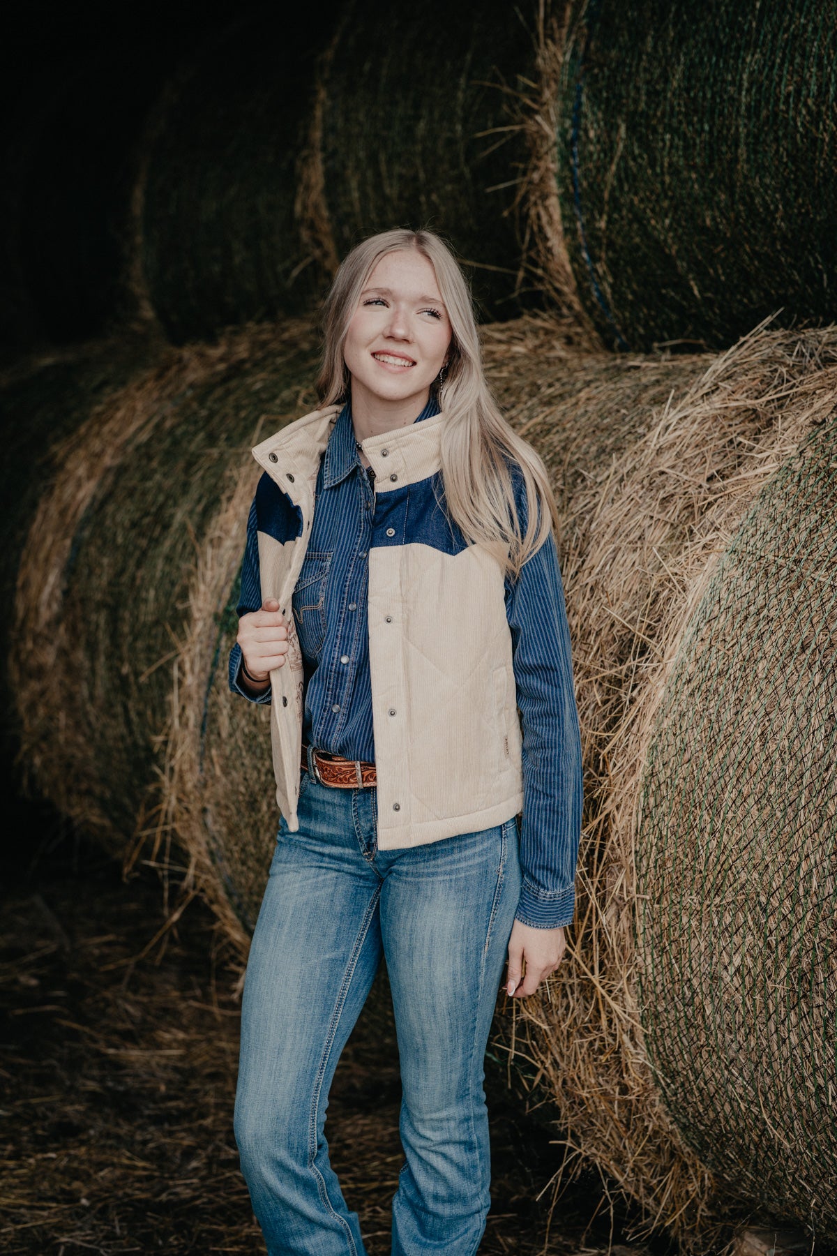 'Bailey' Women's Ariat Vest in Irish Cream