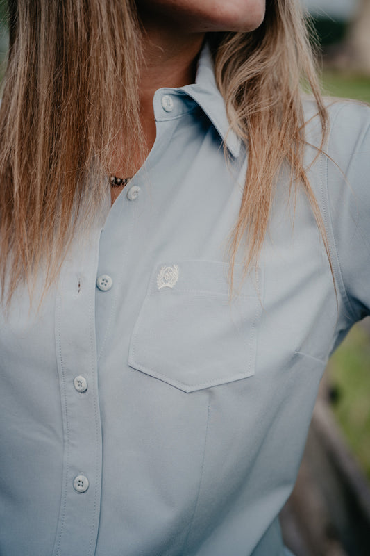 'Della' Women's Slate Blue Long Sleeve ArenaFlex Button Up by CINCH