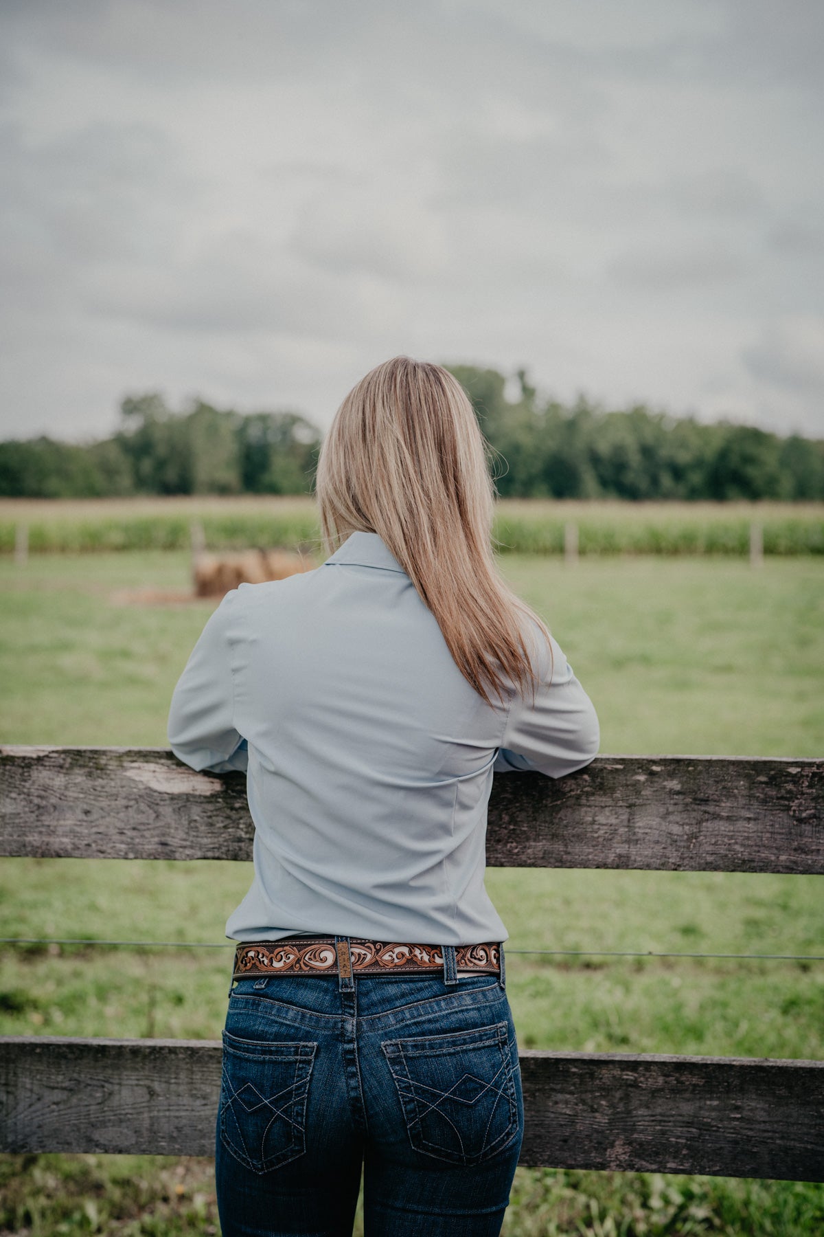 'Della' Women's Slate Blue Long Sleeve ArenaFlex Button Up by CINCH