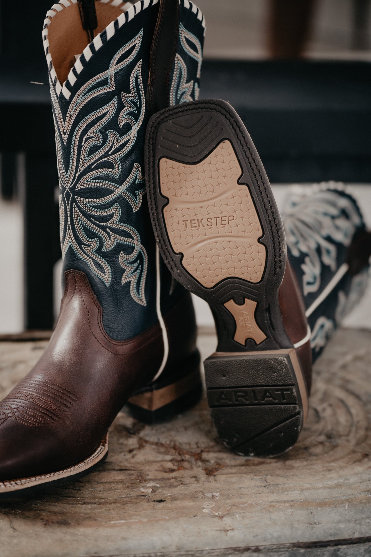 'Showdown' Women's Ariat Espresso Textured Boot (Sizes 6.5, 8.5 & 11)