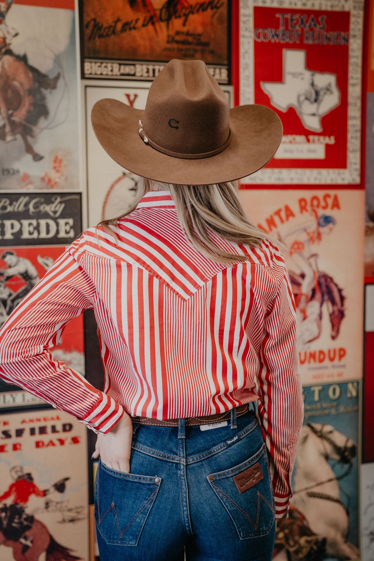 'Janessa' Wrangler Women's Red/White Striped Pearl Snap (S-XL)