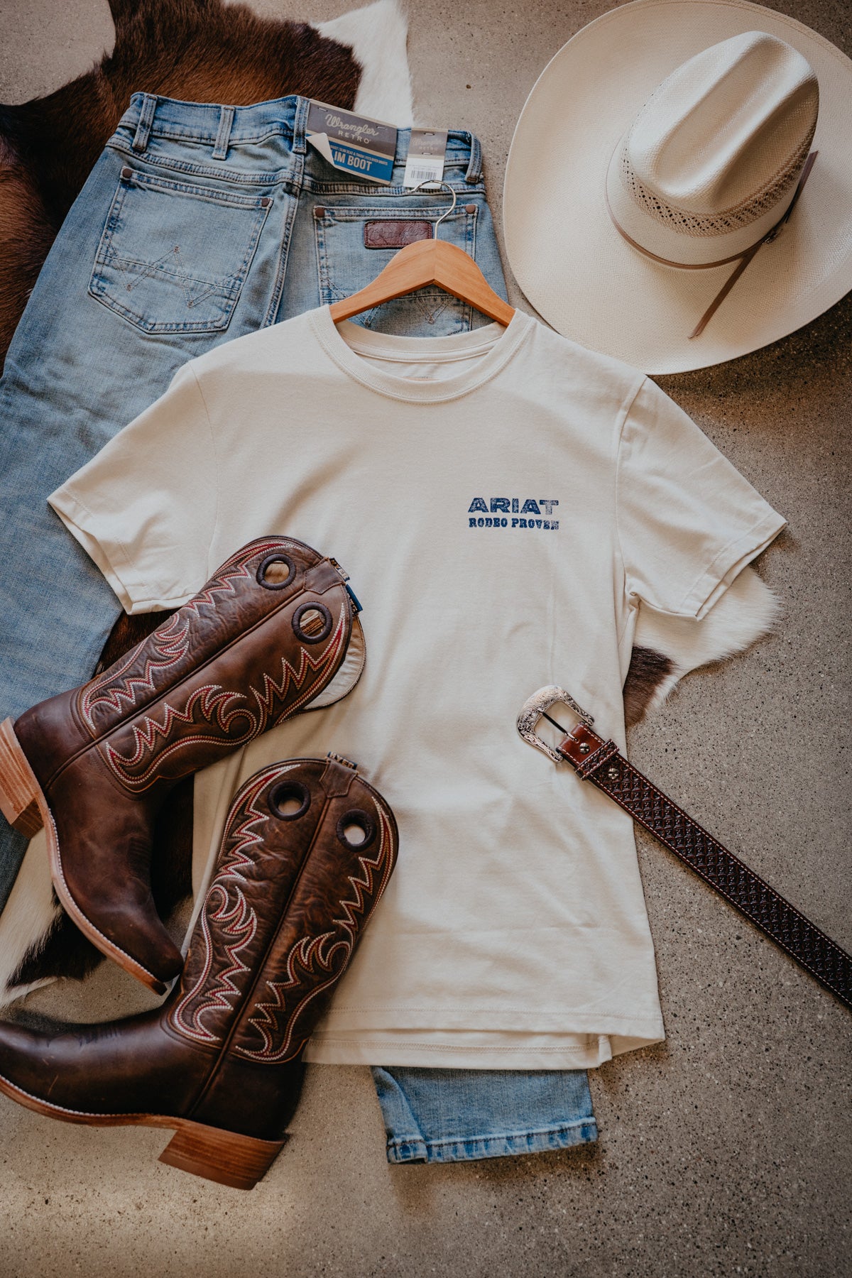 'Rodeo Proven' Men's Cream Ariat T-Shirt (S-XXL)
