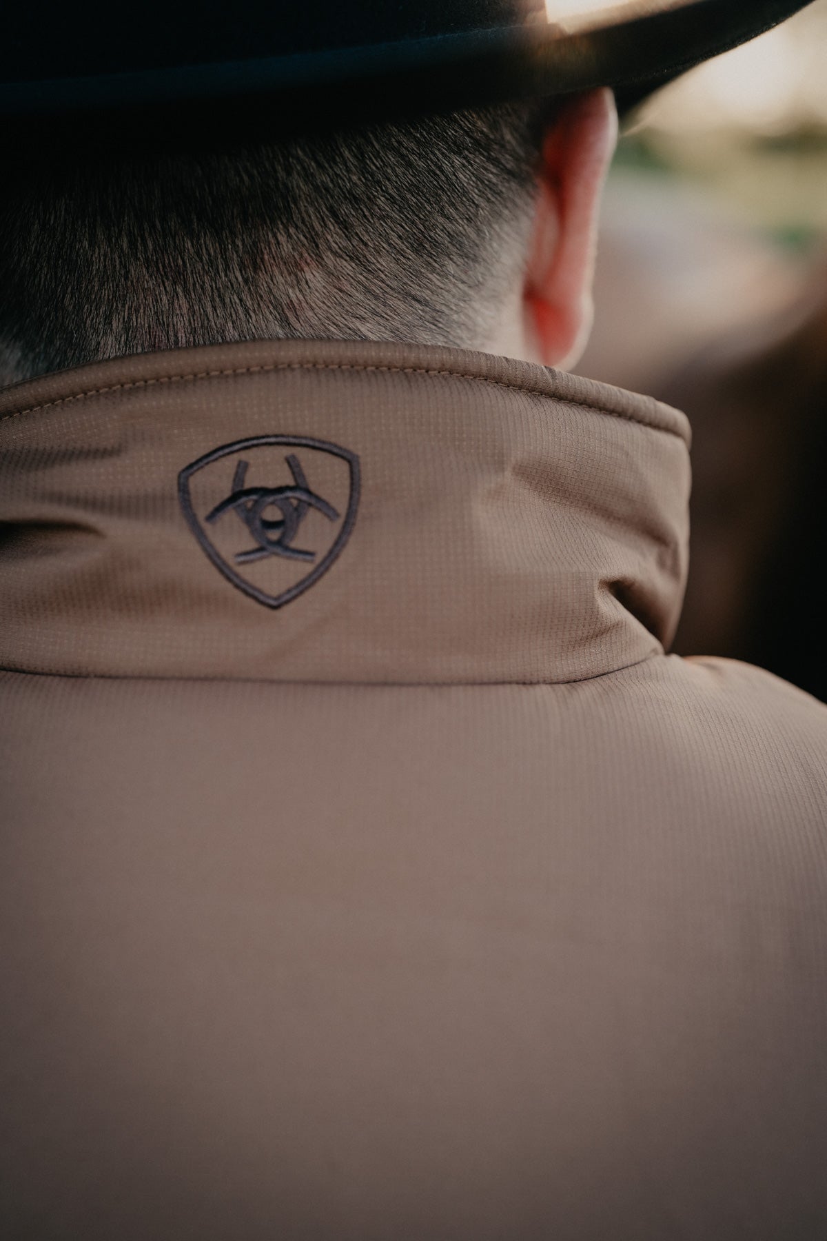 'Maverick' Men's Camel Brown Ariat Vest