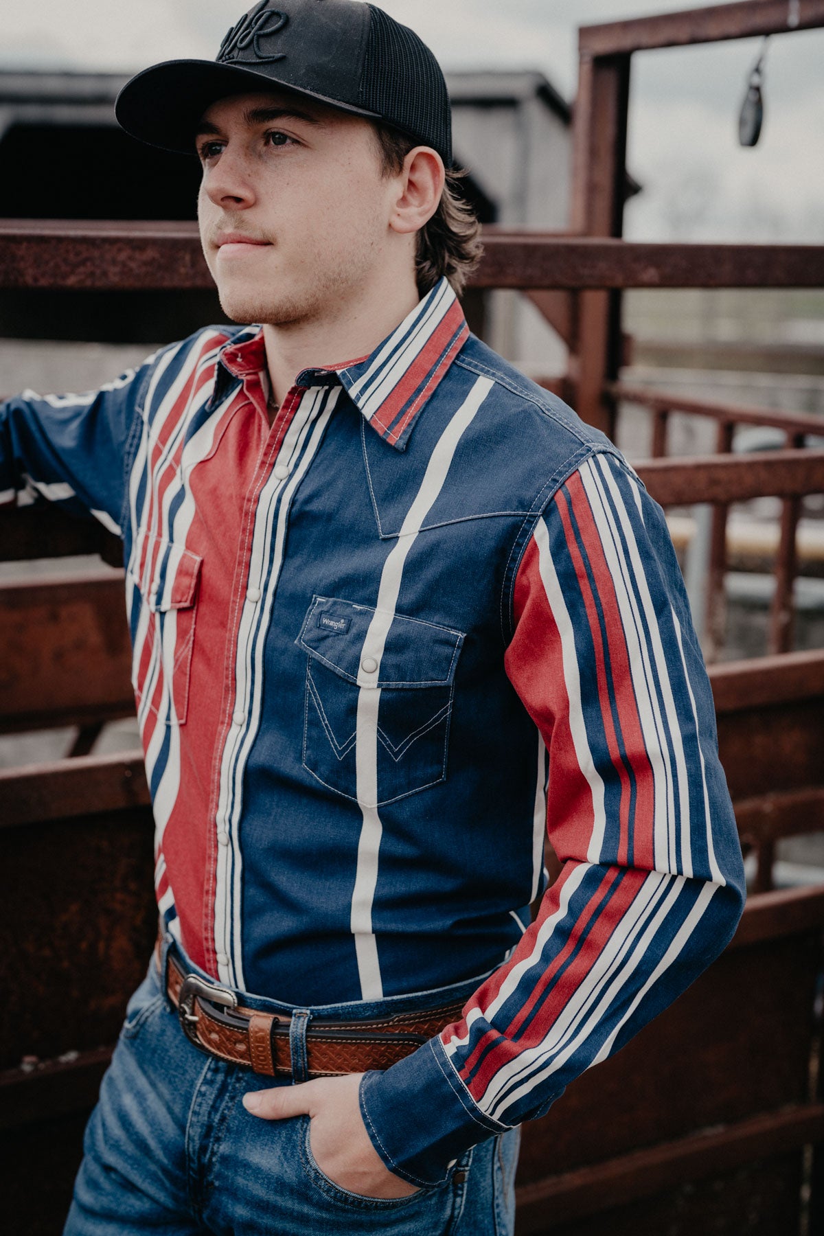'Cody' Wrangler Men's Retro Red/Blue Striped BrushPopper Long Sleeve Shirt (S-XXL)