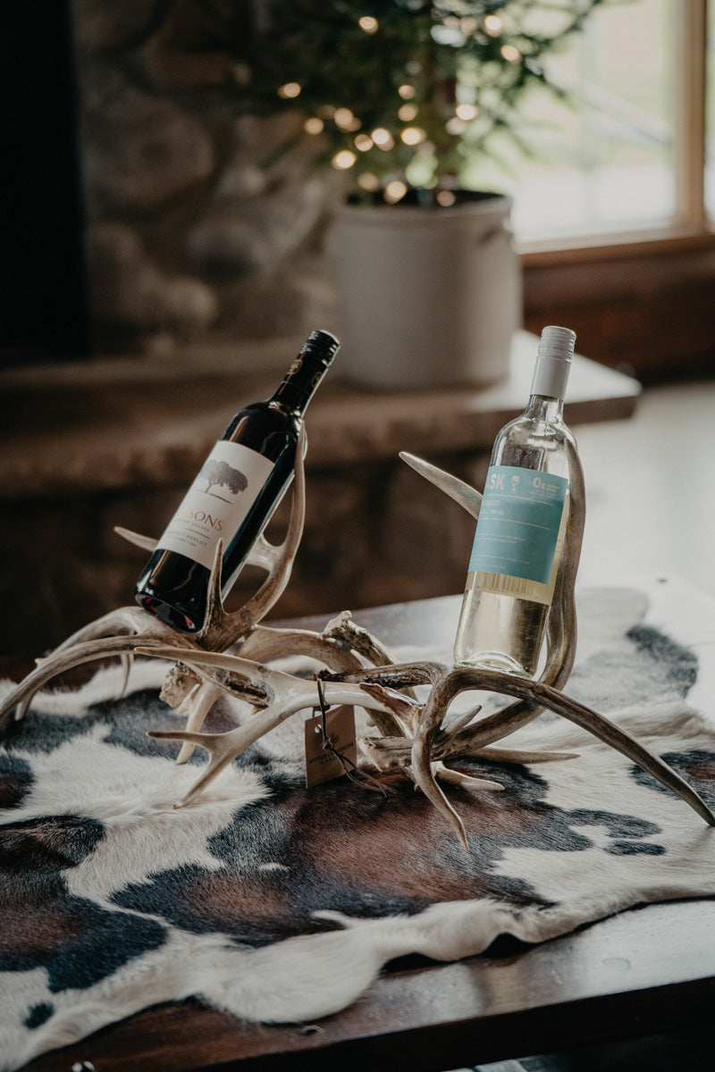 #84 Authentic Deer 2 Bottle Antler Wine Rack