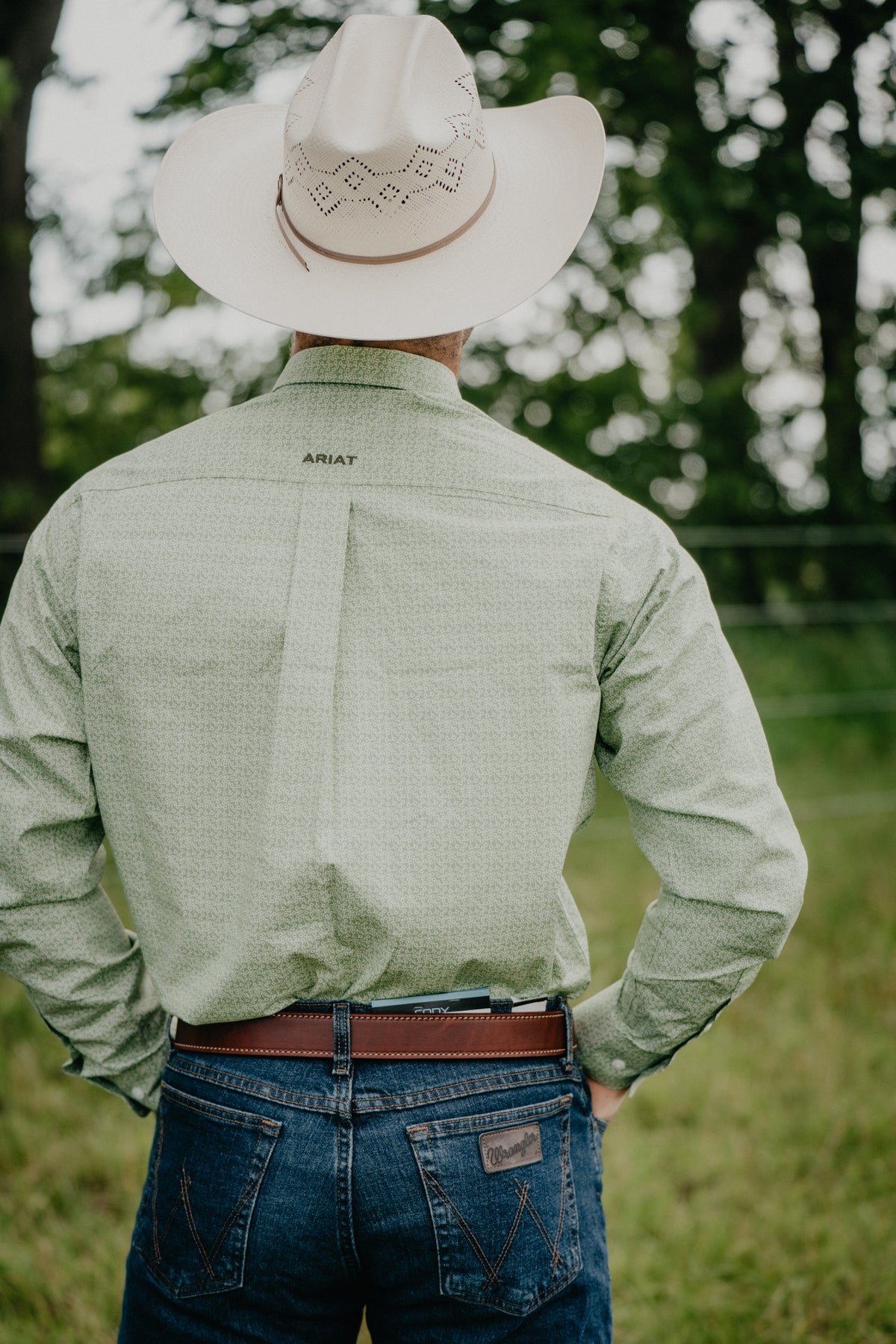 'Smitty' Men's Ariat Long Sleeve Green Geo Print Button Down