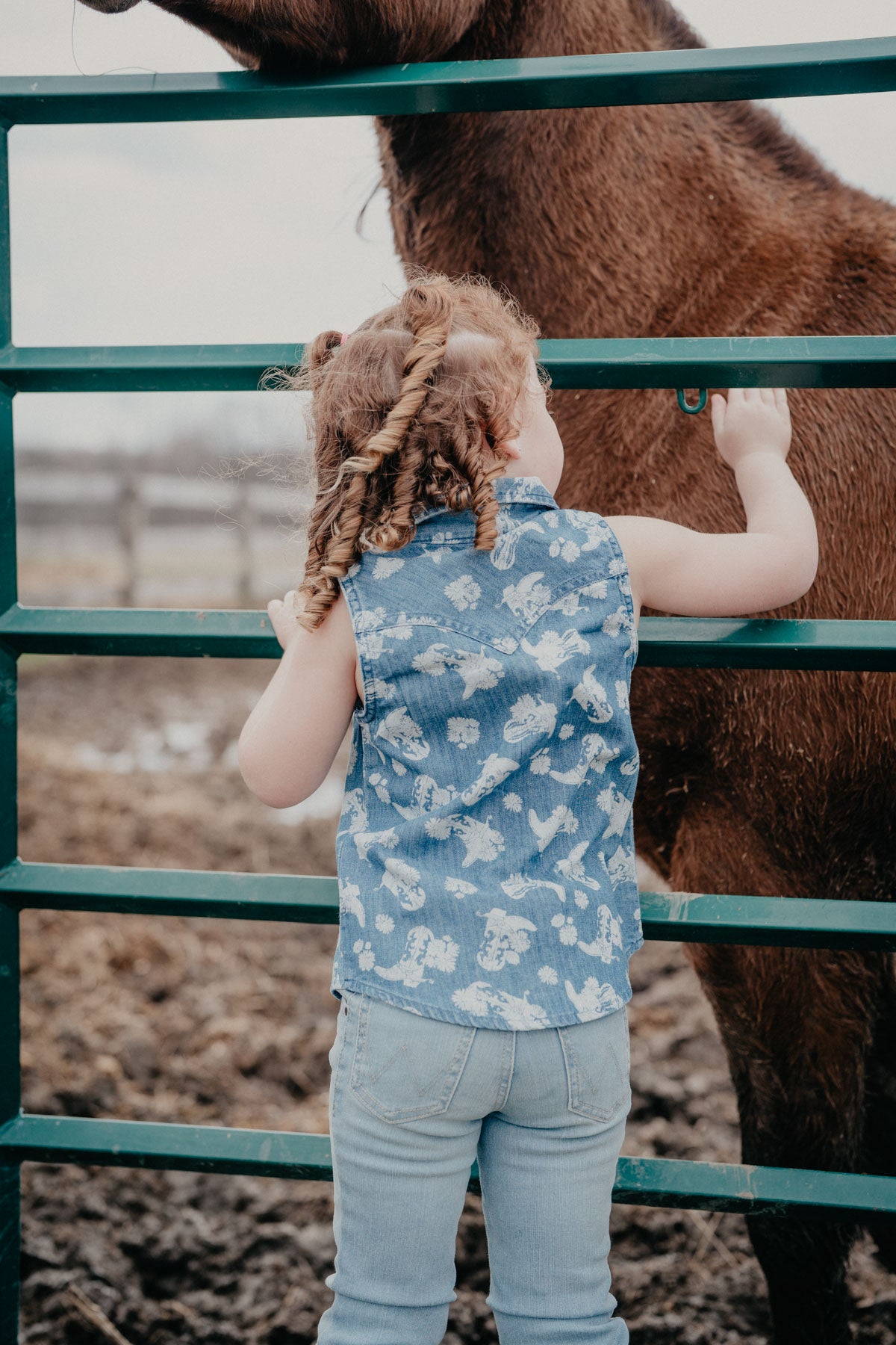 'Bonnie' Wrangler Girls Sleeveless Denim Boot Pearl Snap Shirt (XS - XL)