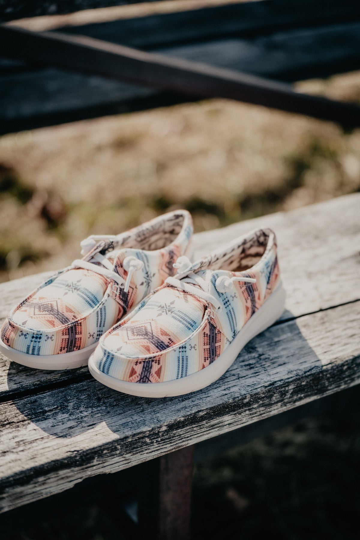 'Southwestern Sunset' Women's Ariat Casual Hilo Shoes (6-9 Only)