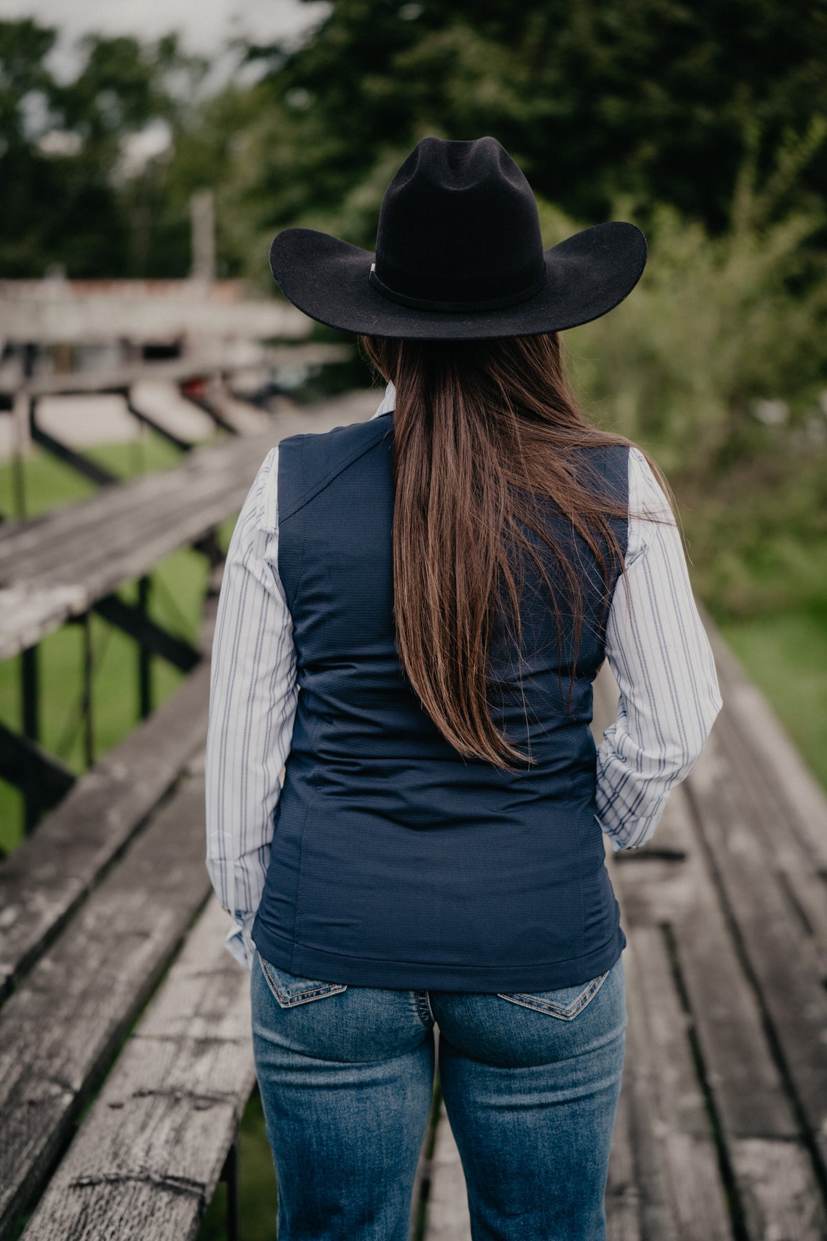 'Naomi' Women's Navy Soft Shell Vest by CINCH