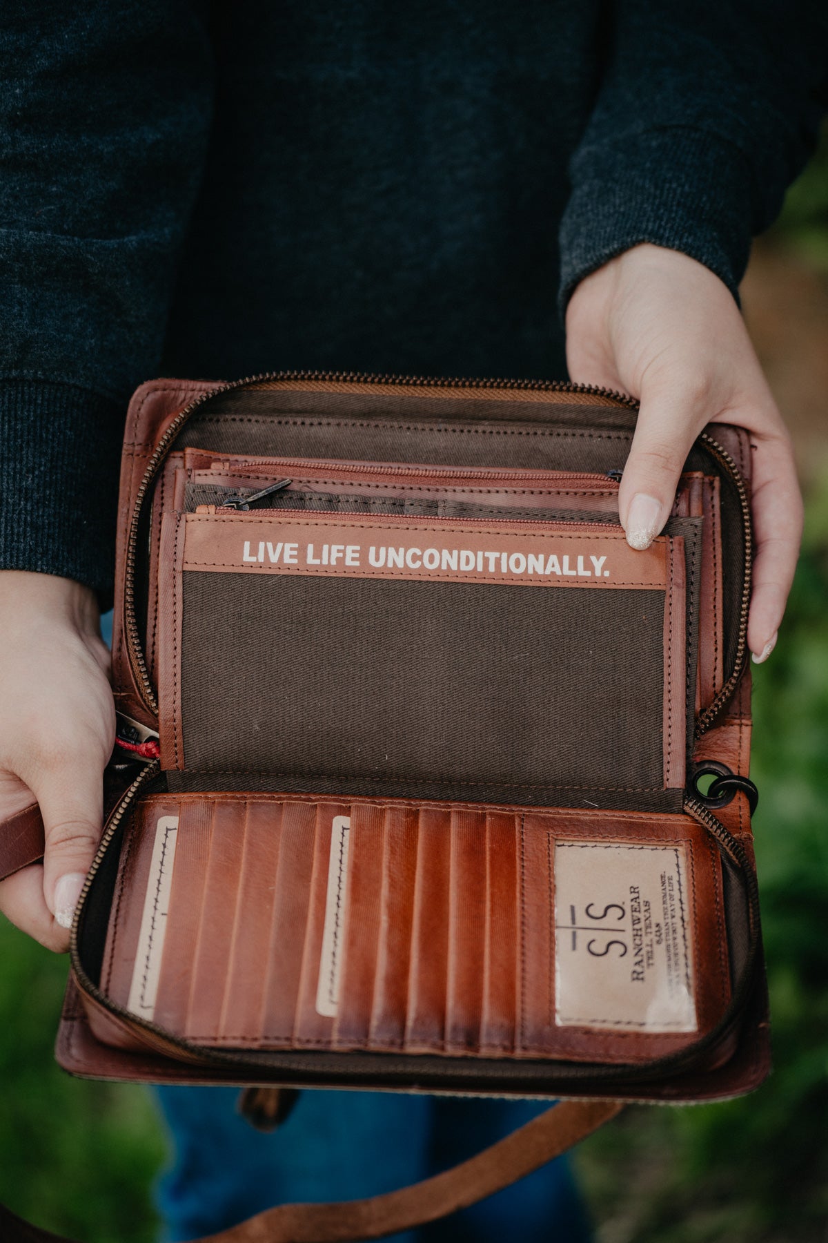 'Evie' Cowhide Organizer