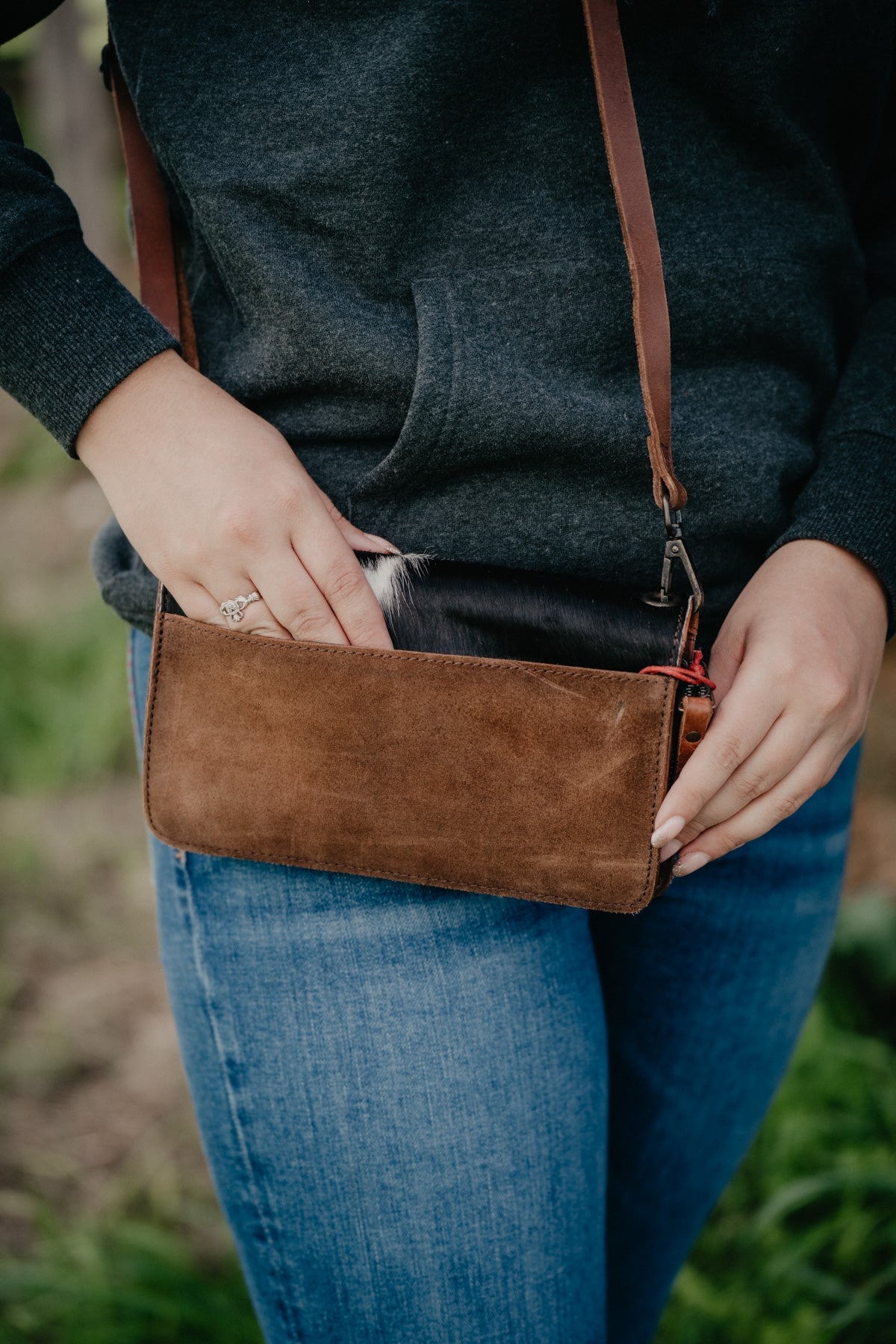 'Evie' Cowhide Organizer
