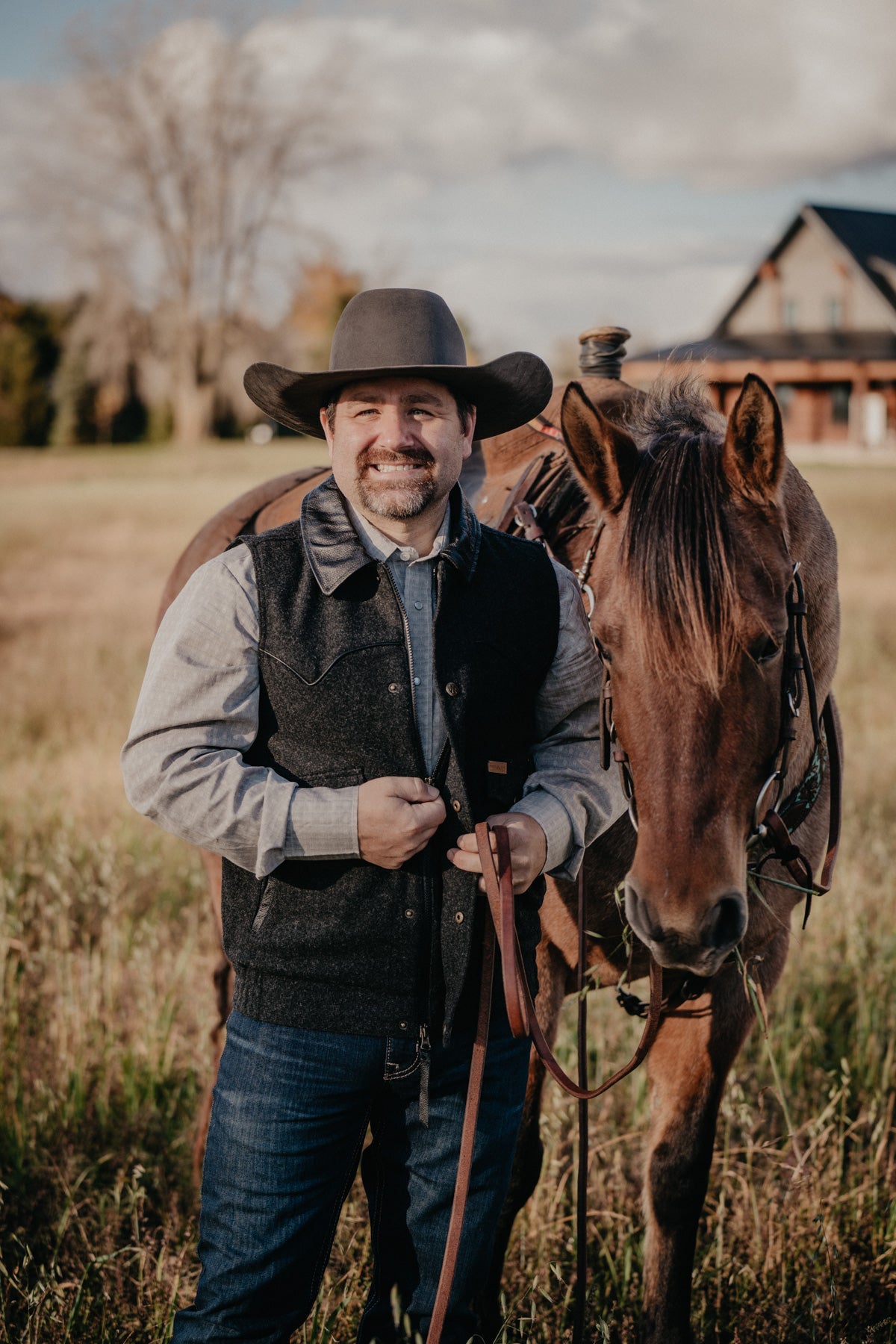 'Holbrook' Men's Wool Charcoal Vest by Powder River (L & XL ONLY)