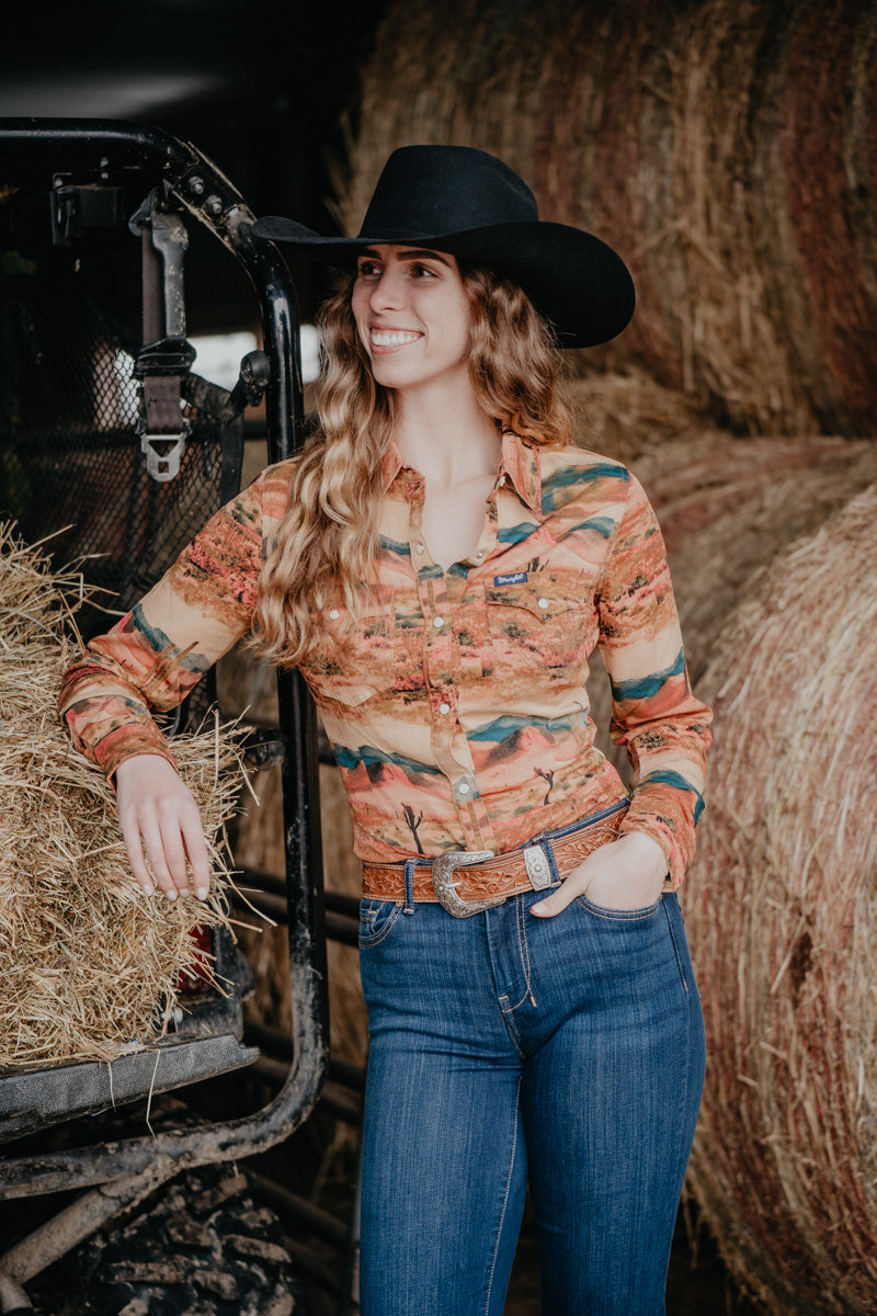 'Mandi' Women's Wrangler Retro Desert Scene Snap Shirt (XS-XXL)