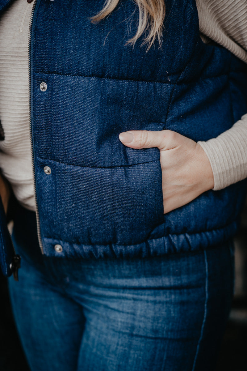'Taelyn' Western Rinse Denim Vest by Ariat (XS-XXL)