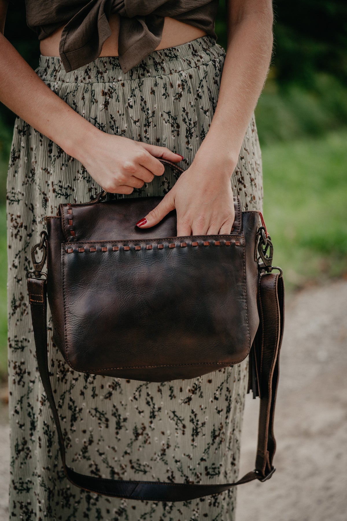 'Bandera' Chocolate Dakota Crossbody