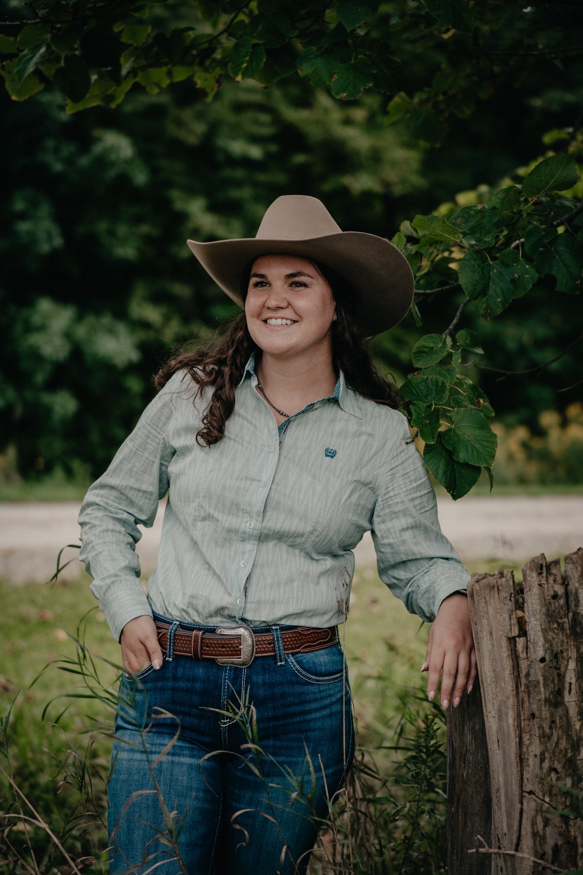 'Fernnie' Women's Sage Green Long Sleeve Button Up by CINCH