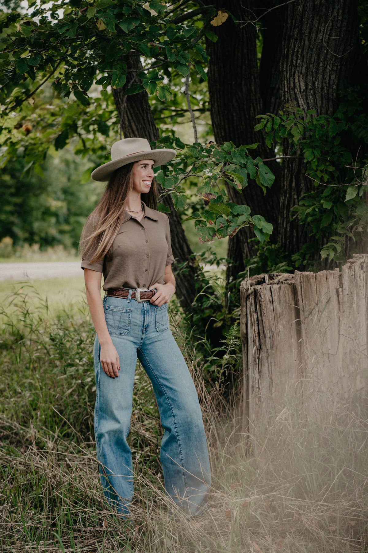 'Clover Bloom' Olive Ruffled Collared Blouse