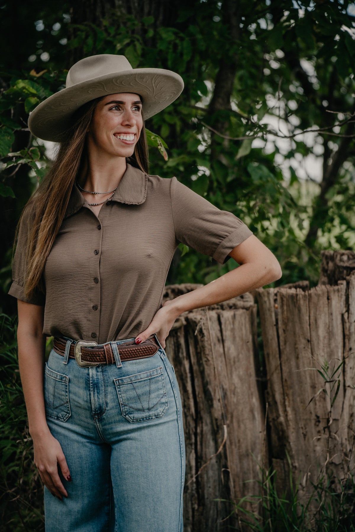 'Clover Bloom' Olive Ruffled Collared Blouse