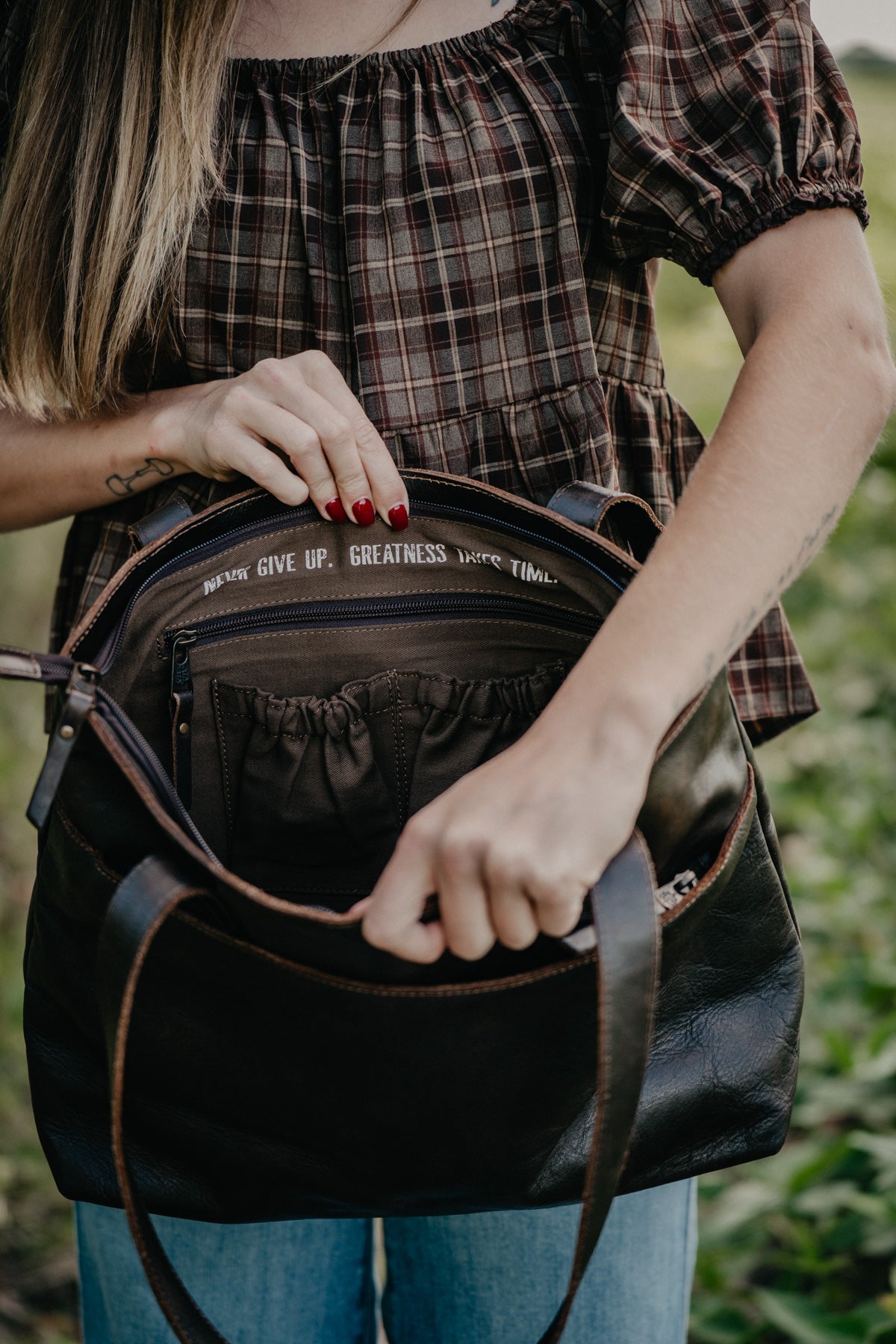 'Bandera' Chocolate Simple Tote