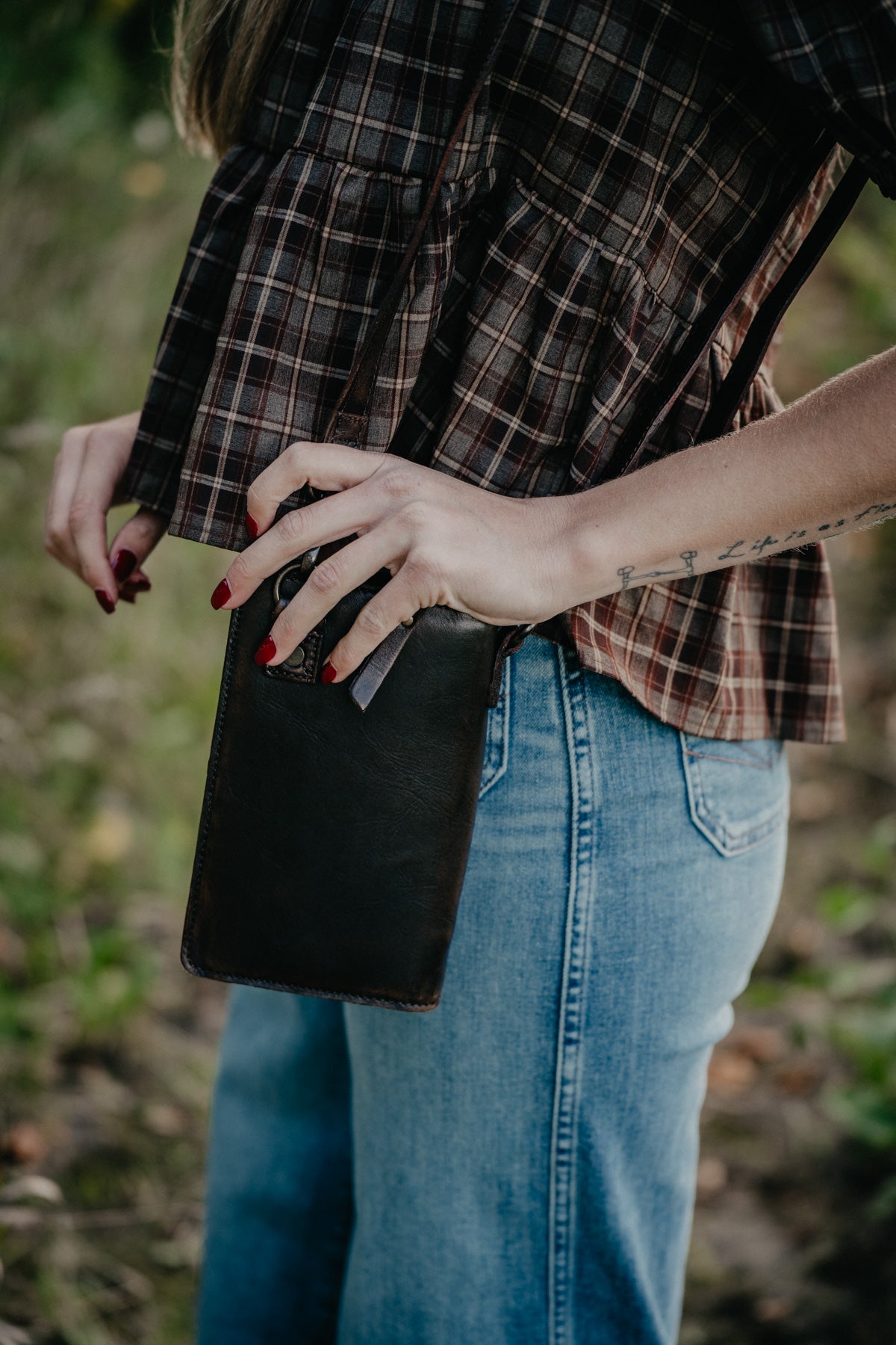 'Bandera' Chocolate Quickdraw Crossbody Wallet
