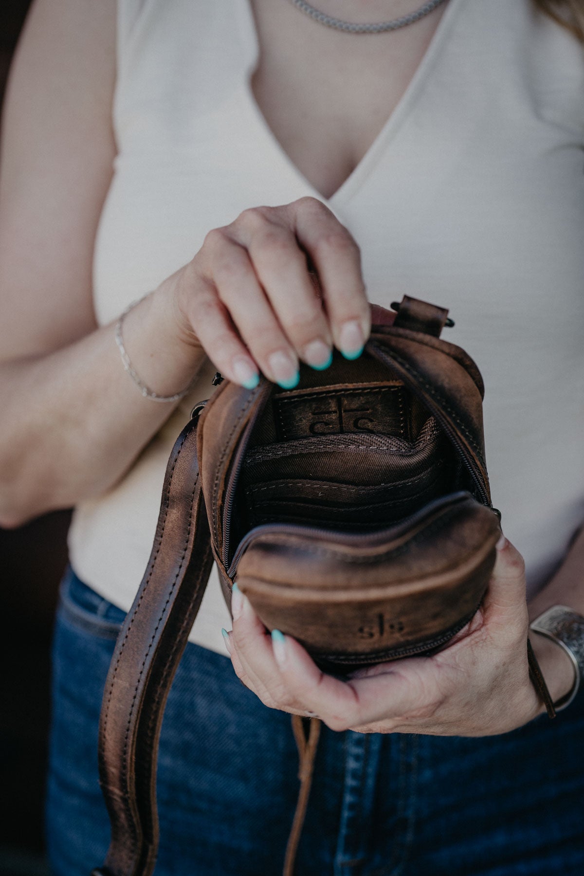 'Auzlyn' Baroness Crossbody by STS Ranchwear
