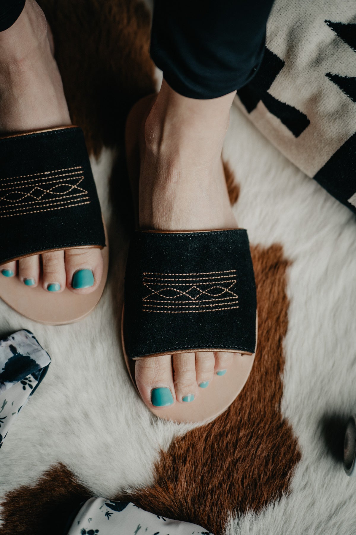 Nadia Western Stitch Leather Slide Sandals (2 Colours)