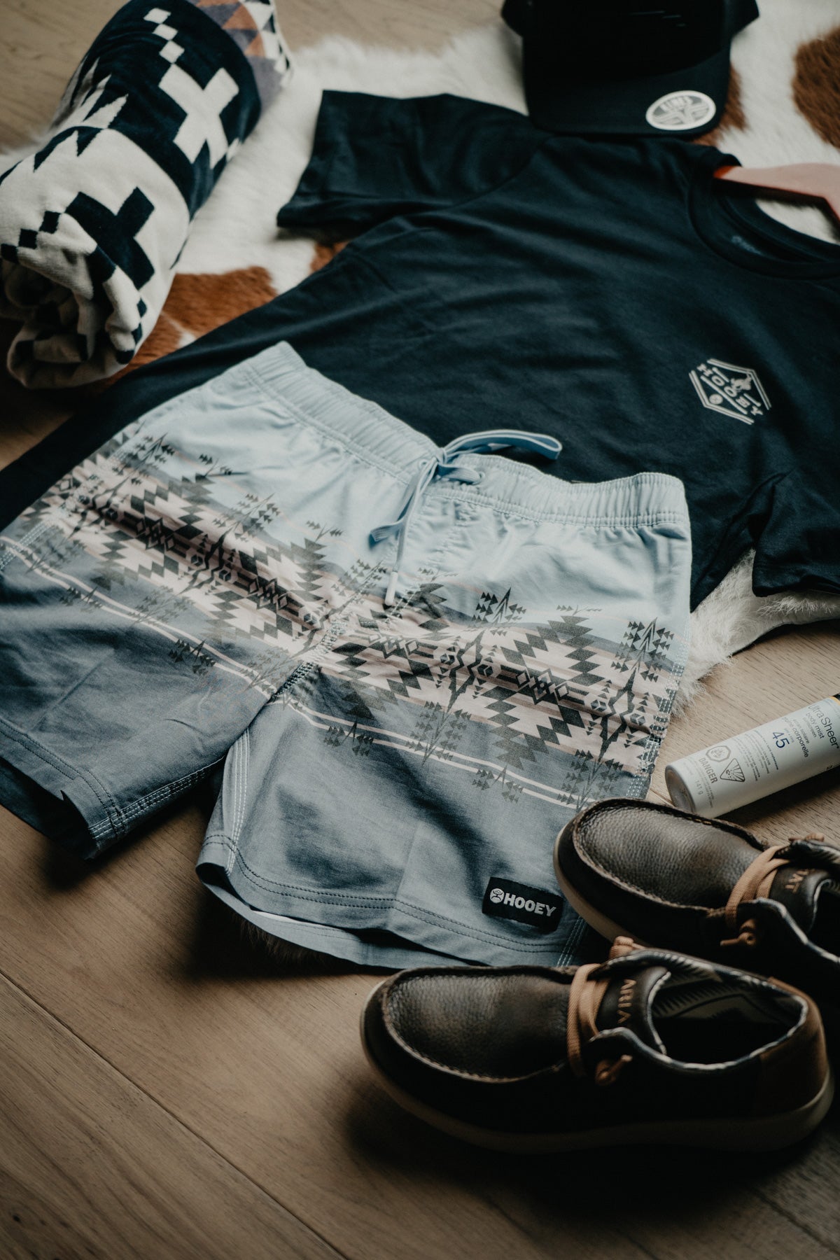 'Big Wake' Hooey Men's Blue Aztec/Stripe Board Shorts (L - XXL Only)