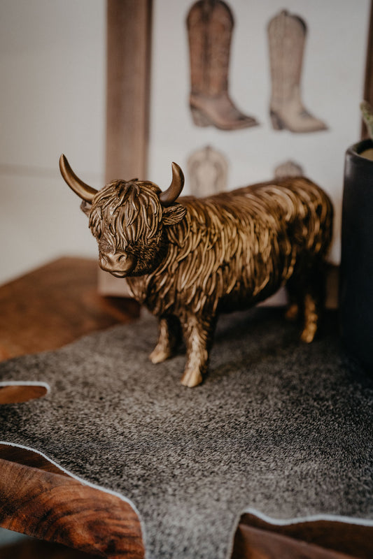 Highland Cow Statue
