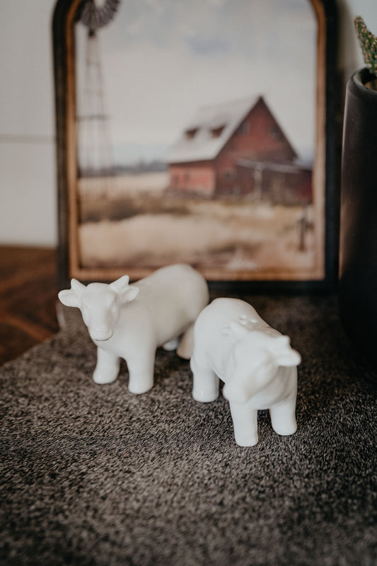 Dolomite Cow Salt & Pepper Shaker