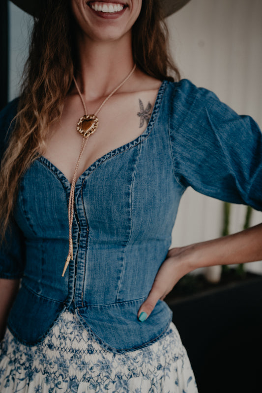 'Delta Dawn' Denim Puff Sleeve Women's Top