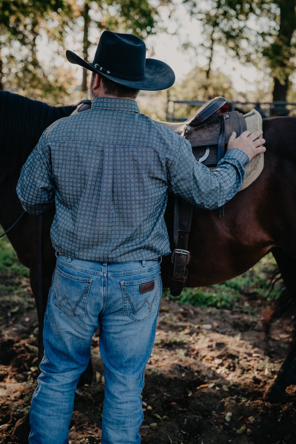 'Denver' Slate Blue & Brown Geometric CINCH Classic Fit Button Down