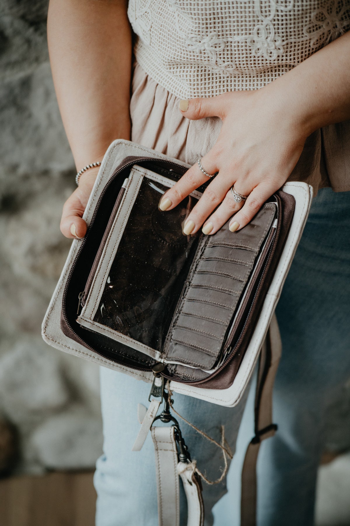 'Cremello' Evie Organizer by STS Ranchwear