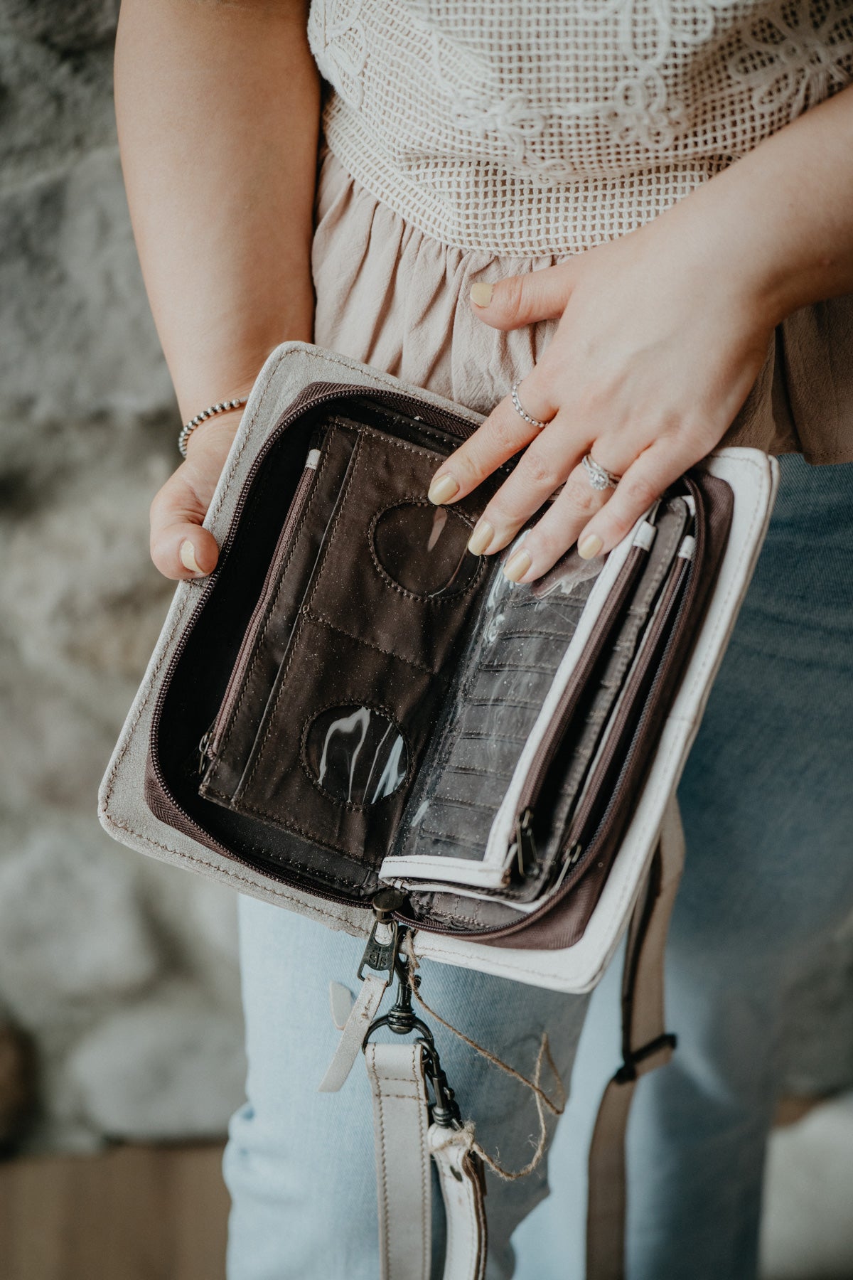 'Cremello' Evie Organizer by STS Ranchwear