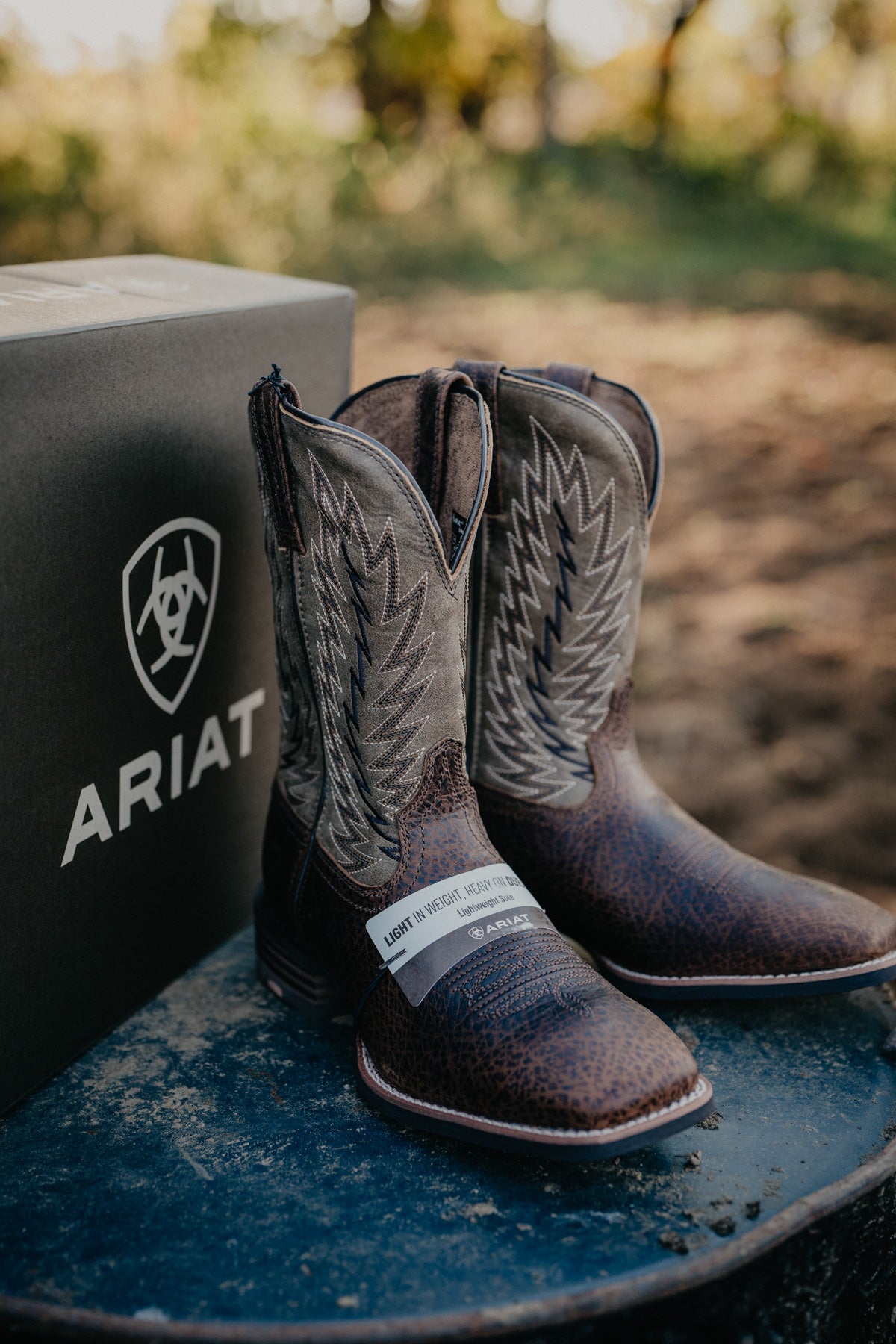 'Driggs' Ariat Men's Wide Square Toe in Toffee and Brown