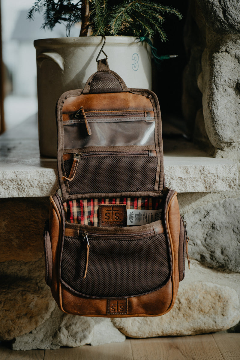 'Tuscon' Hanging Shave Kit by STS Ranchwear