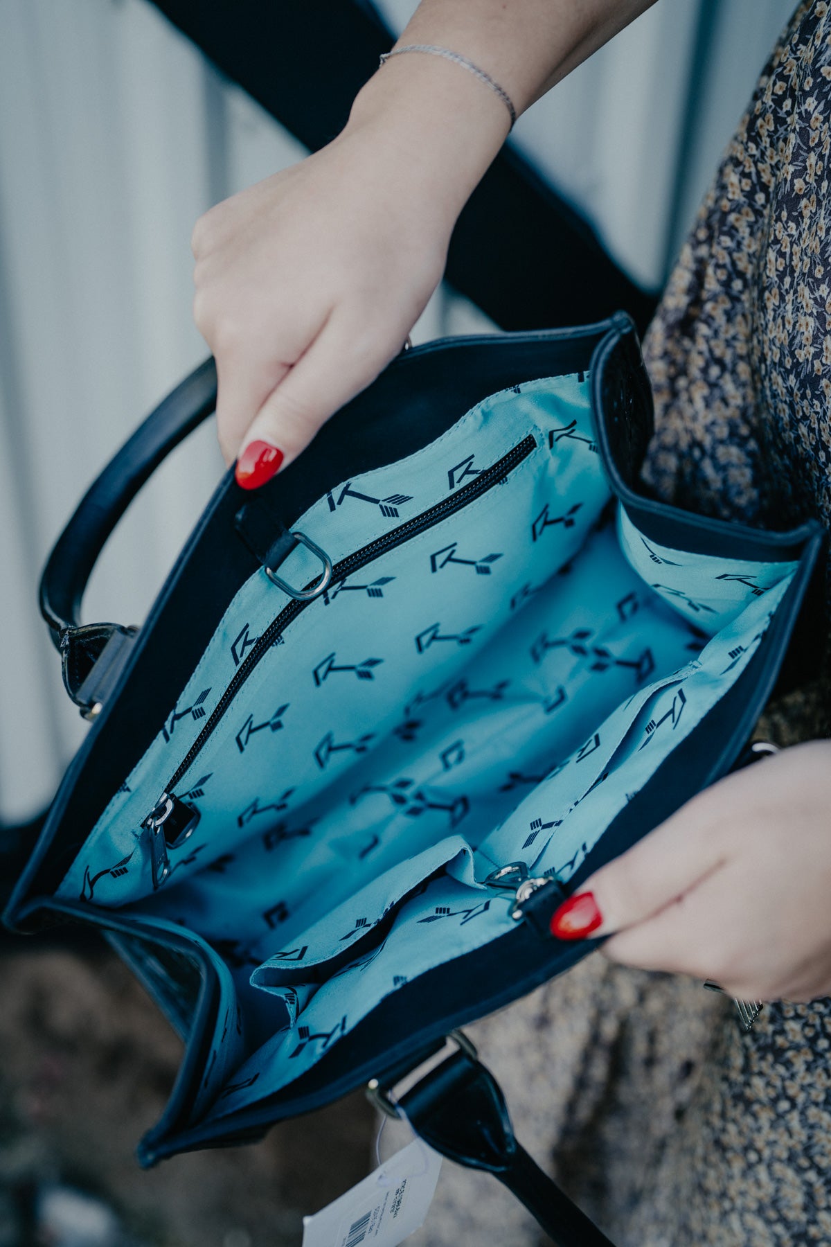 Medium Tote Hand Bag with Floral Carving