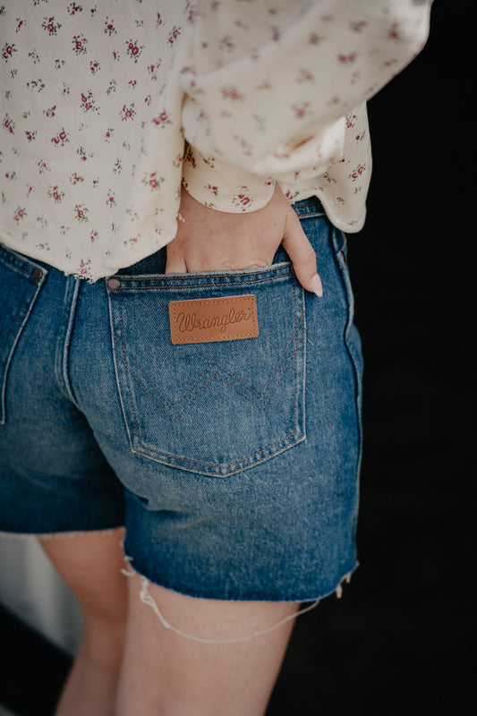 'Daisy' Wrangler Cowboy Short 5.5" Inseam (24-33)