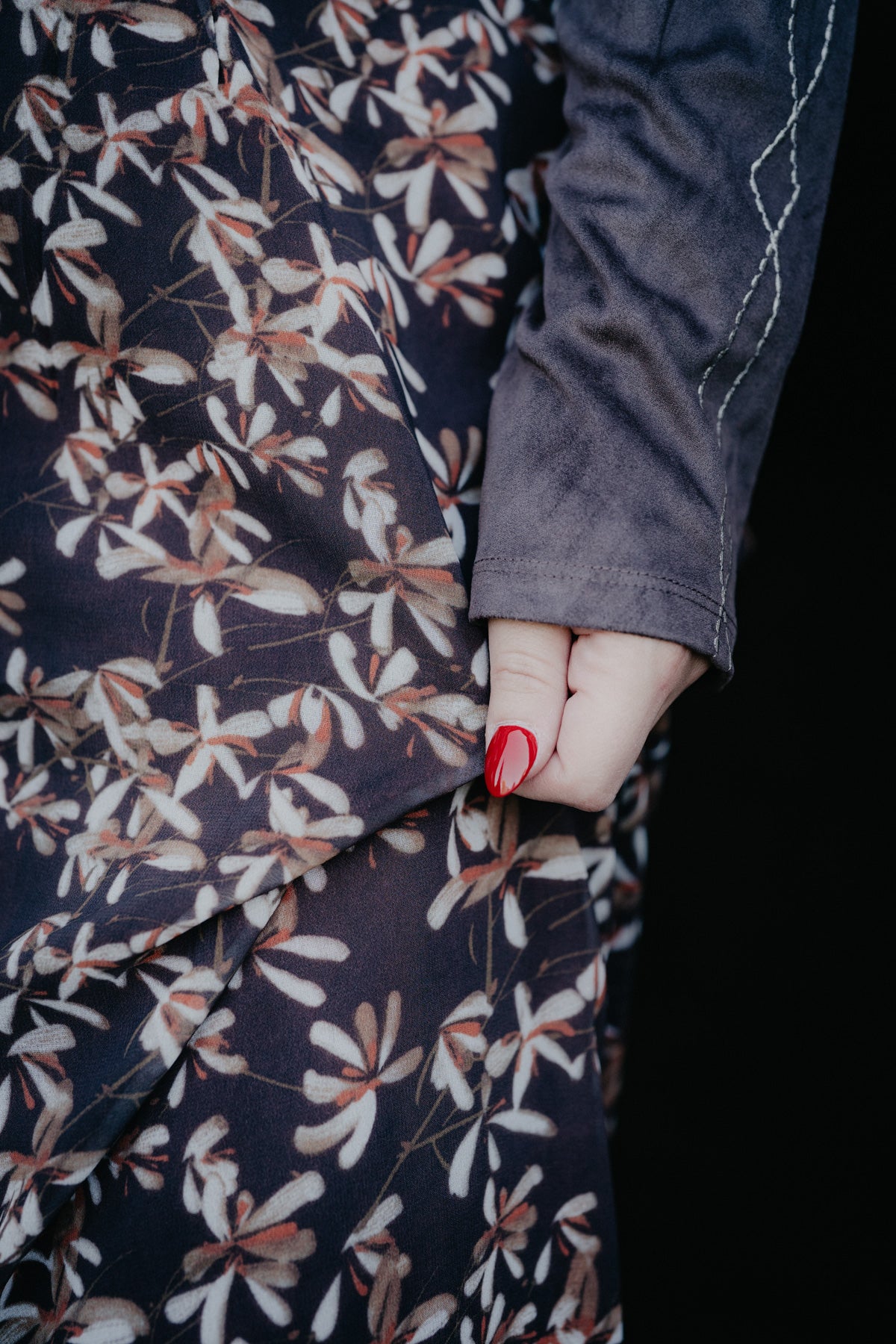 'Annie' Front Slit Floral Maxi Skirt