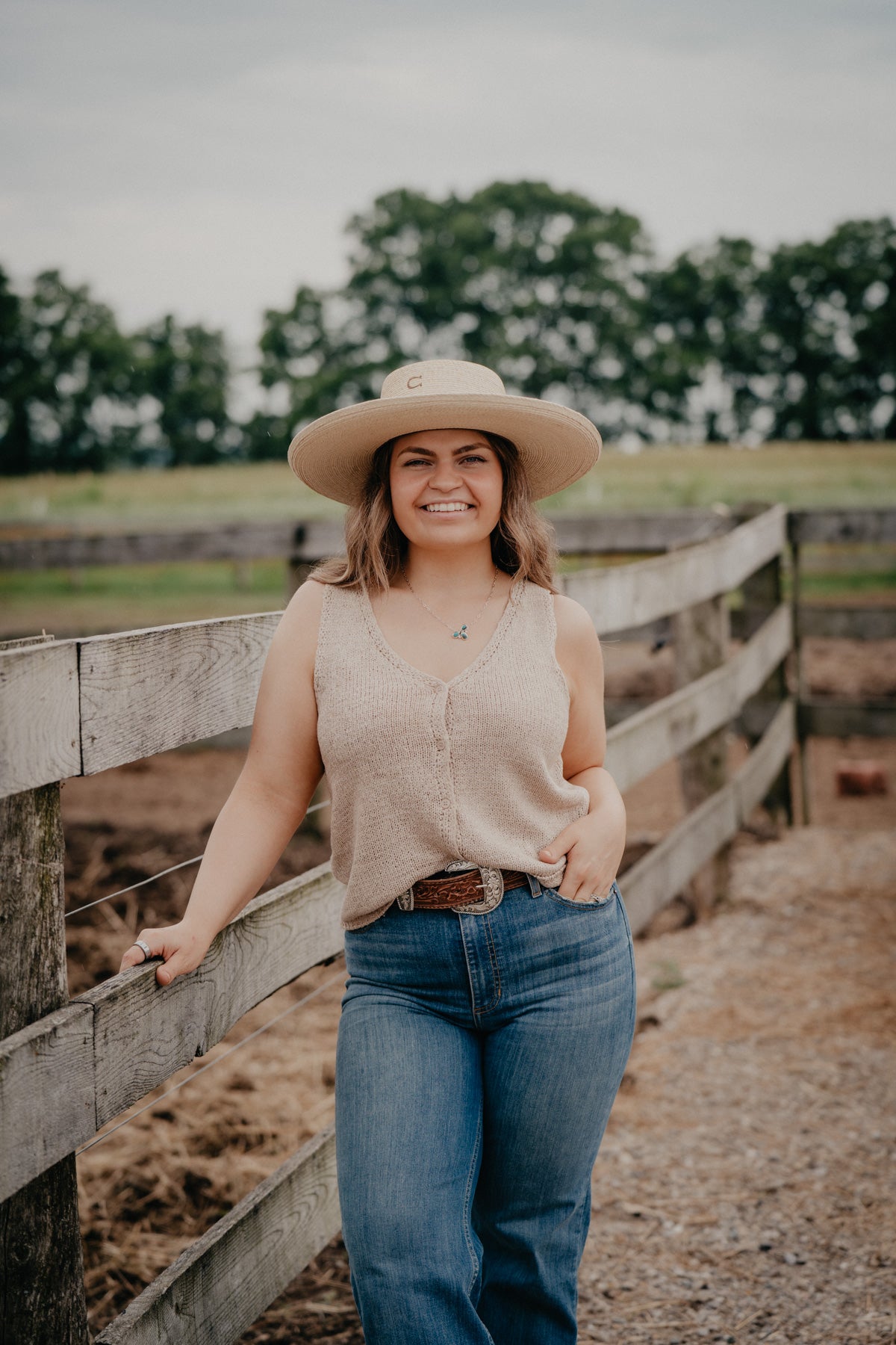 'Mage' Sweater Natural Vest (XS-L)