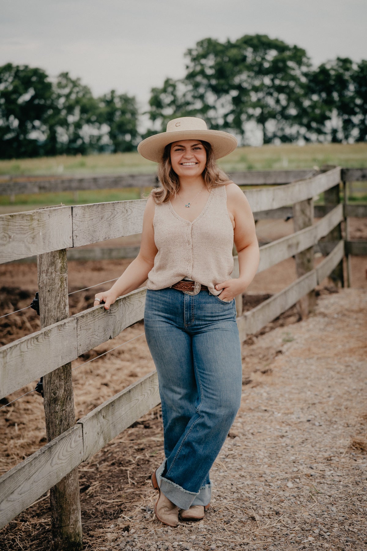 'Mage' Sweater Natural Vest (XS-L)