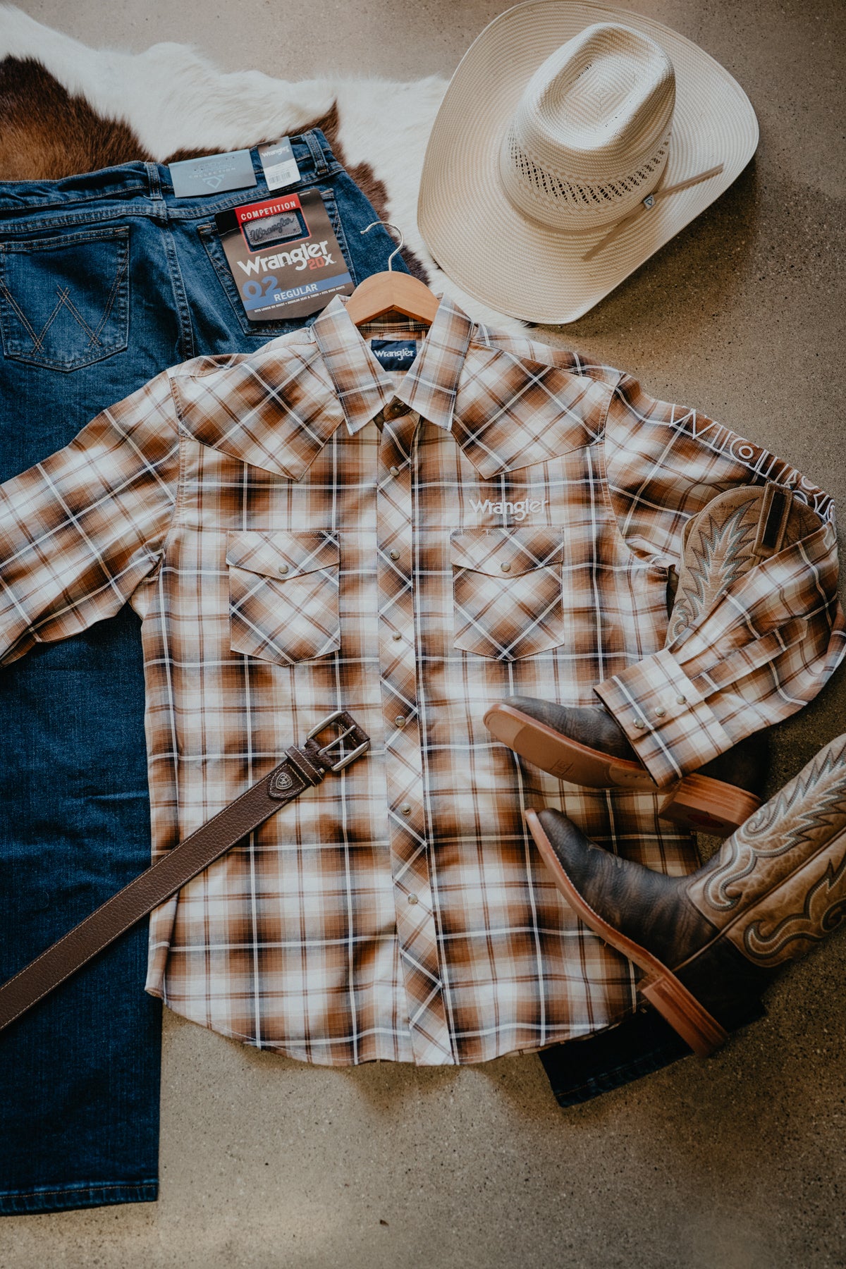 'Sand Stone' Men's Light Brown Plaid Long Sleeve Pearl Snap by Wrangler (S-XXL)