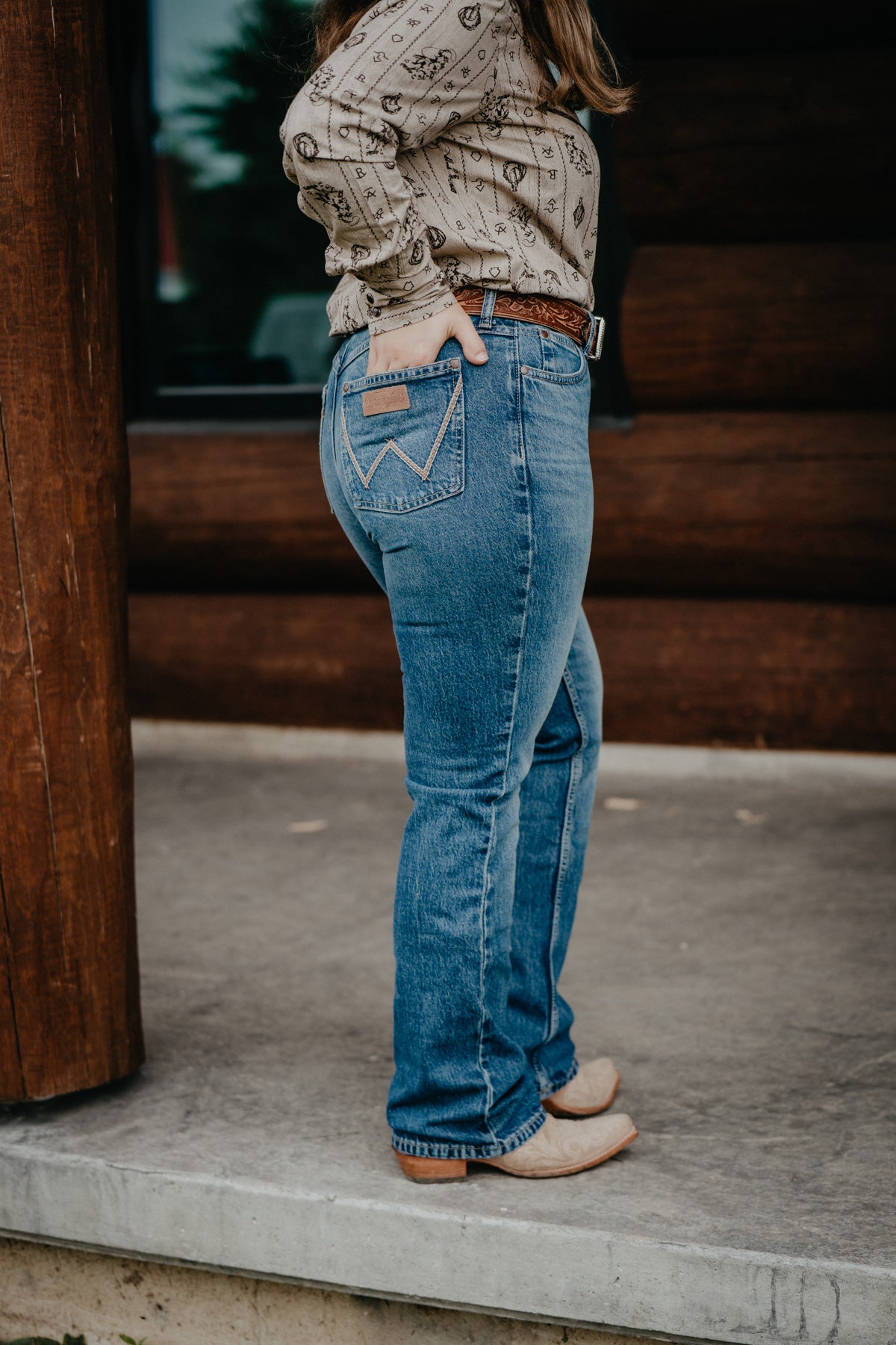 'Isabella' Retro Mae Mid Rise Bootcut Jean by Wrangler (24-35)