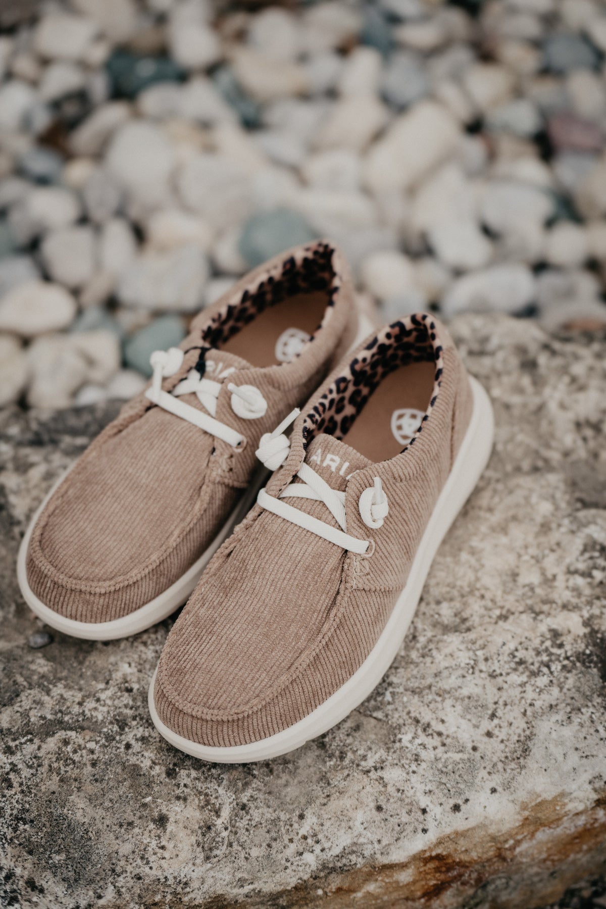 'Cordry' Ariat Women's Sand Corduroy Hilo (6-11)