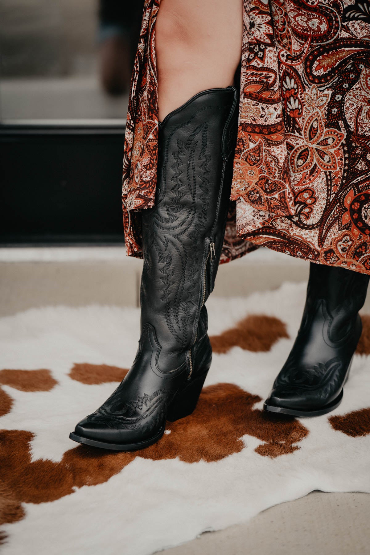 'Obsidian' All Black Casanova (Size 8 only)