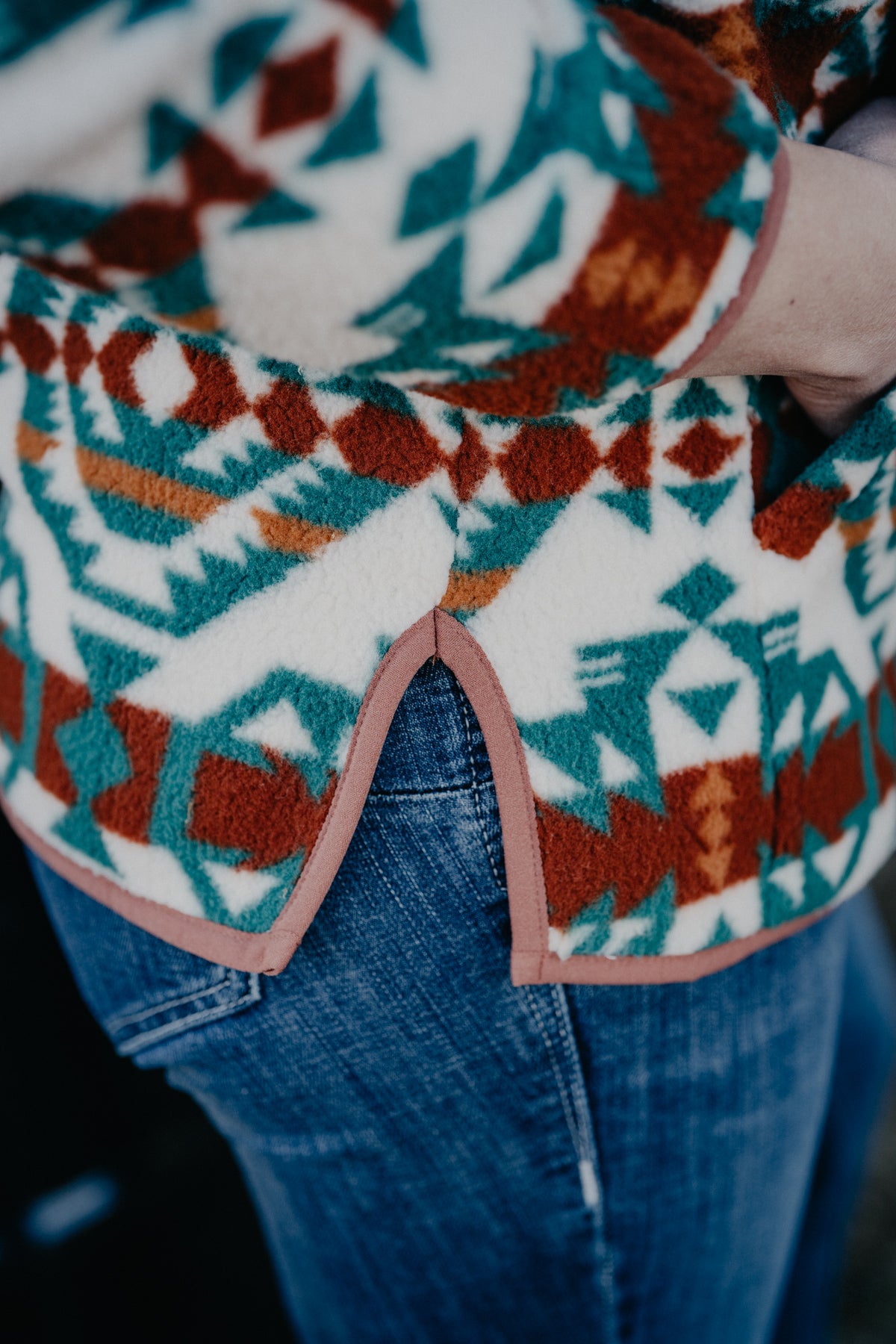 'Zyna' Women's Aztec Wrangler 1/4 Zip Sherpa Sweater