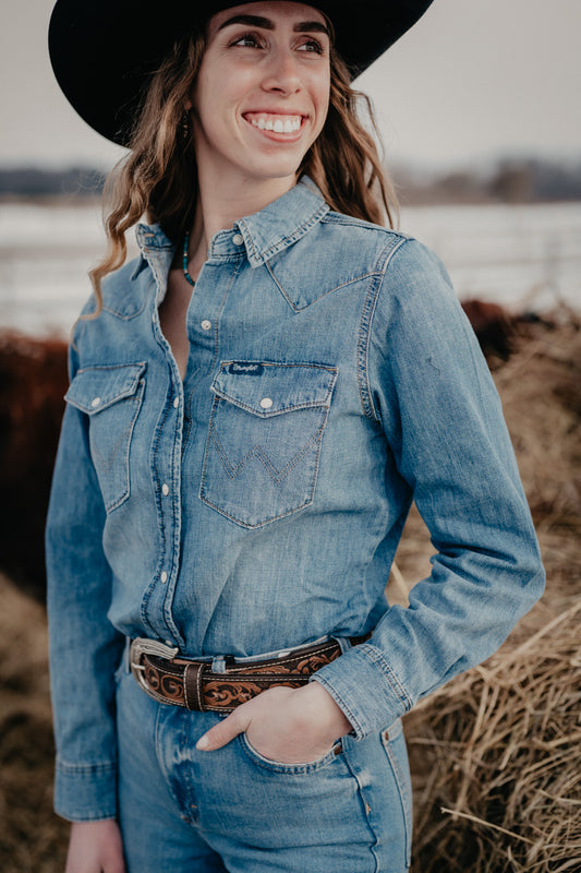 'Harley' Wrangler Women's Vintage Fit Denim Pearl Snap Shirt (XS - XXL)
