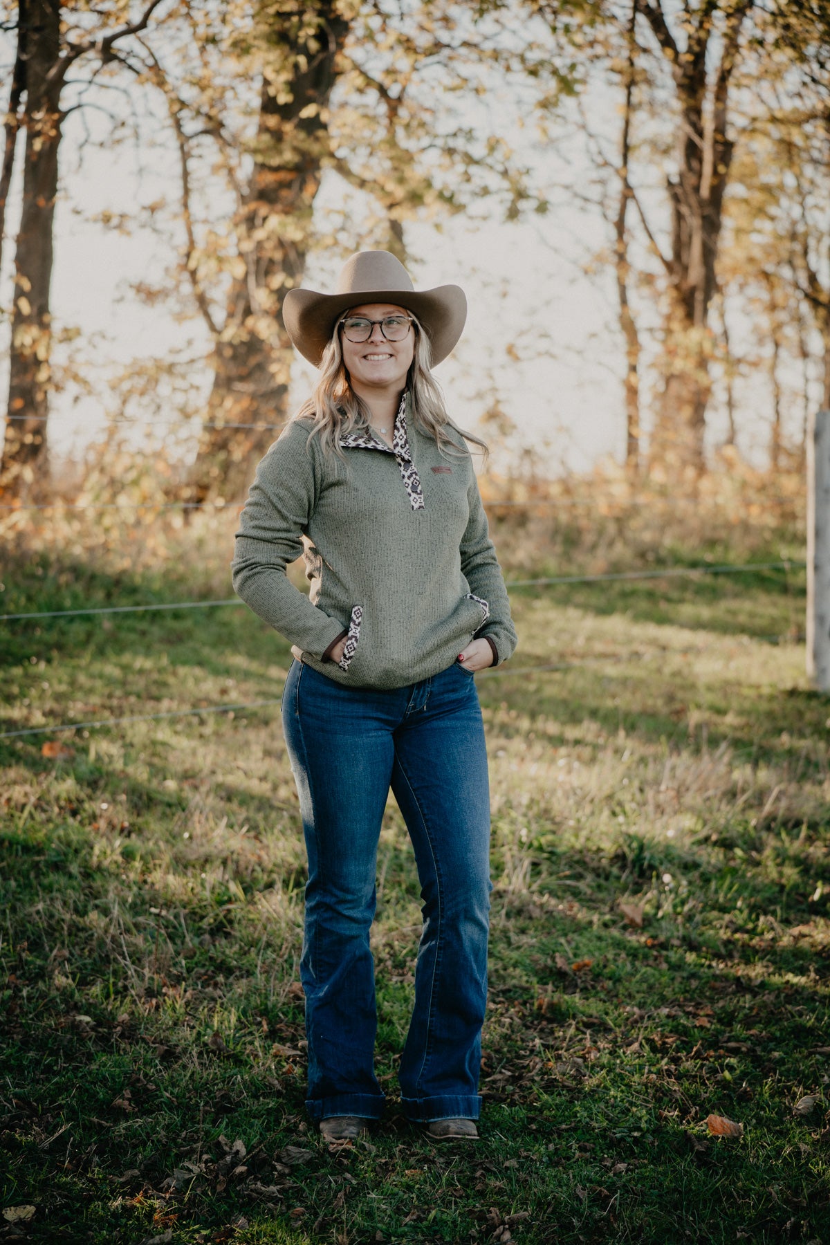 'Aspen' Women's CINCH Olive Fleece Pullover