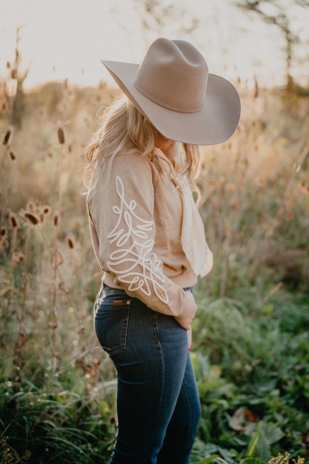 'Juliette' Ariat V Neck Khaki Sweatshirt with Bootstitch Sleeves