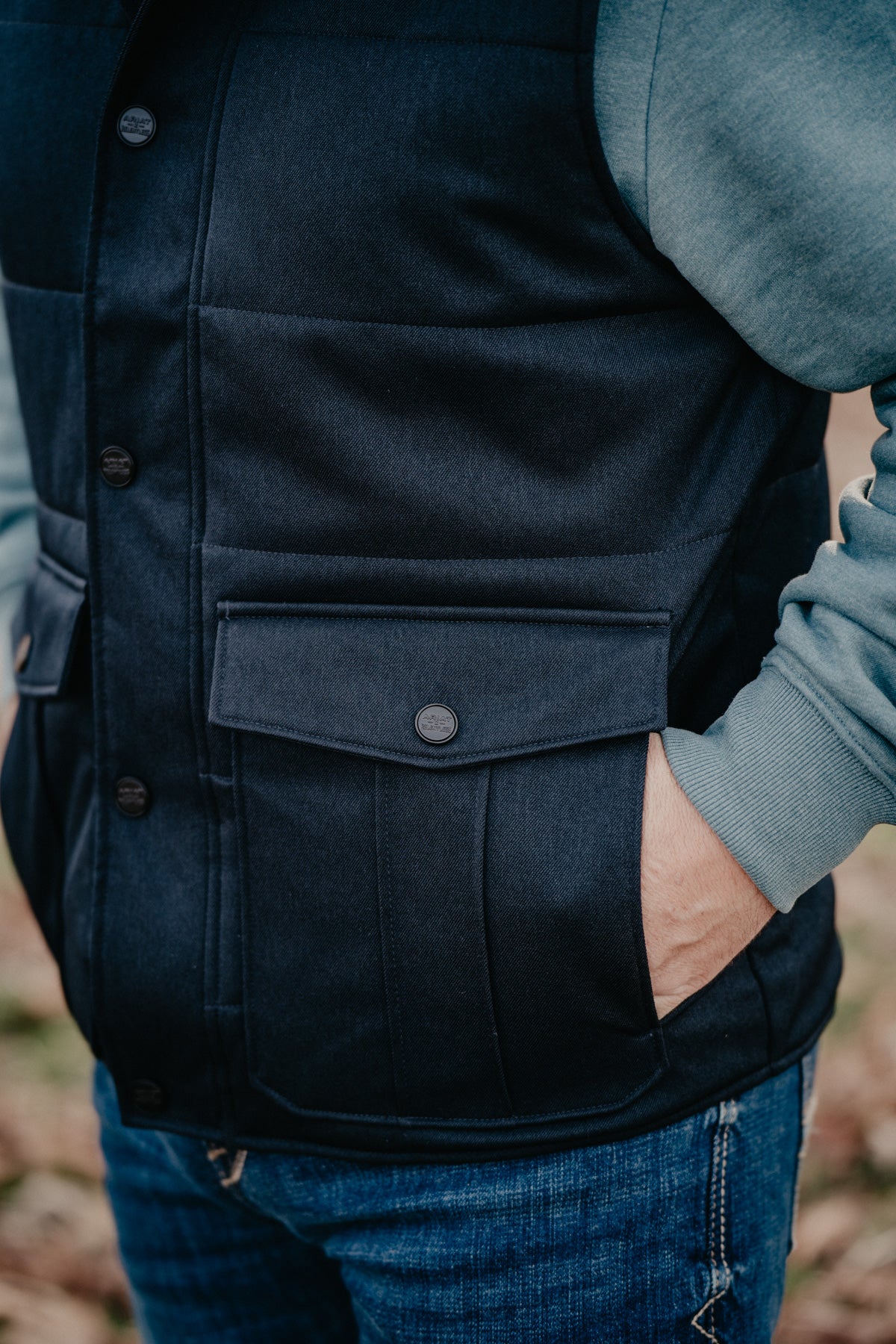 'Weatherford' Men's Ariat X Relentless Black Insulated Vest (L- XXL)