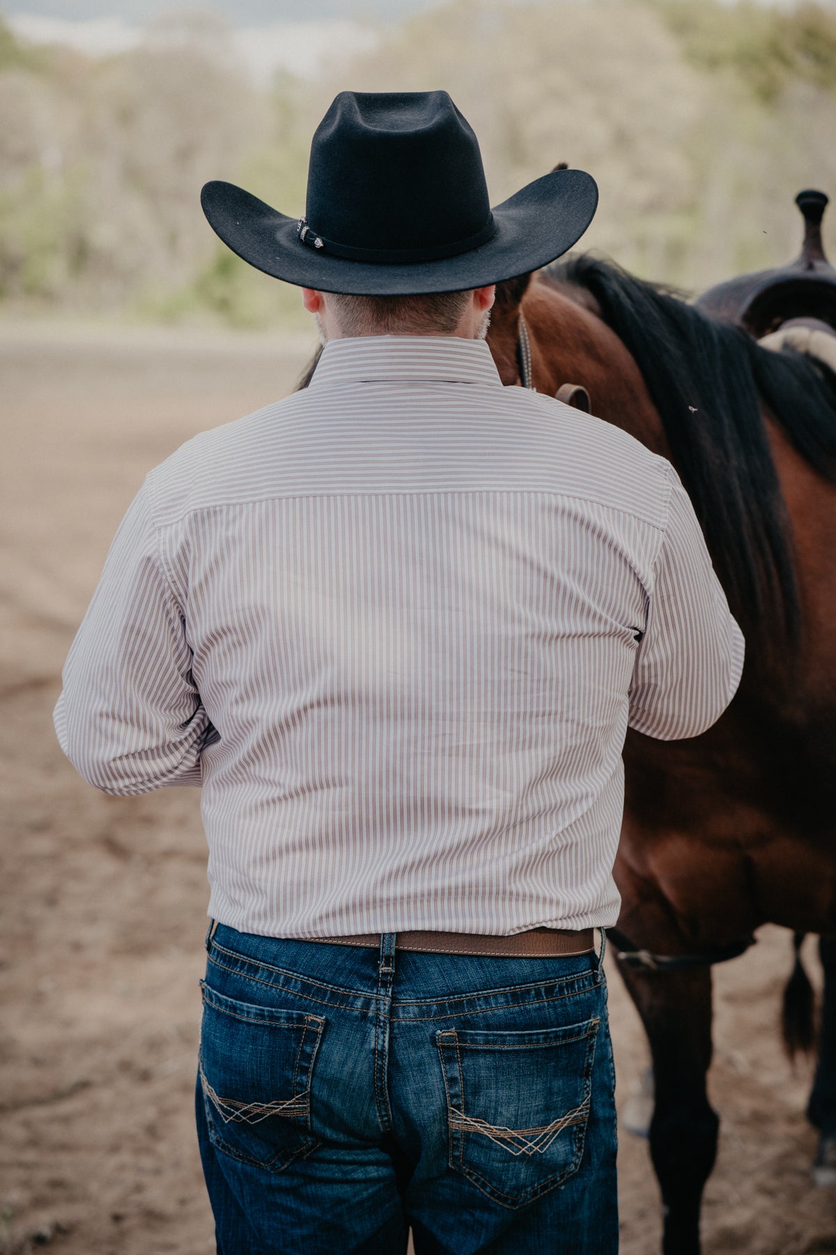 'Flint' White Striped CINCH Men's Modern Fit Button Down (S-XXL)